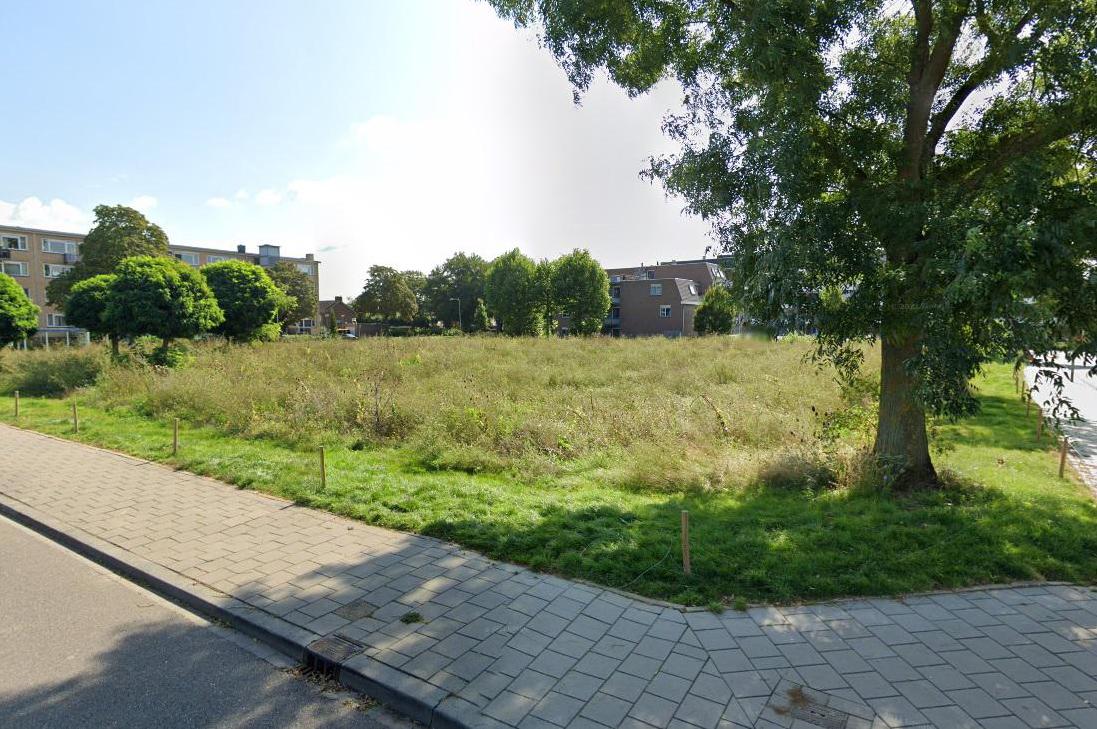 Locatie gesloopte basisschool in Maasniel krijgt met twintig woningen nieuwe bestemming