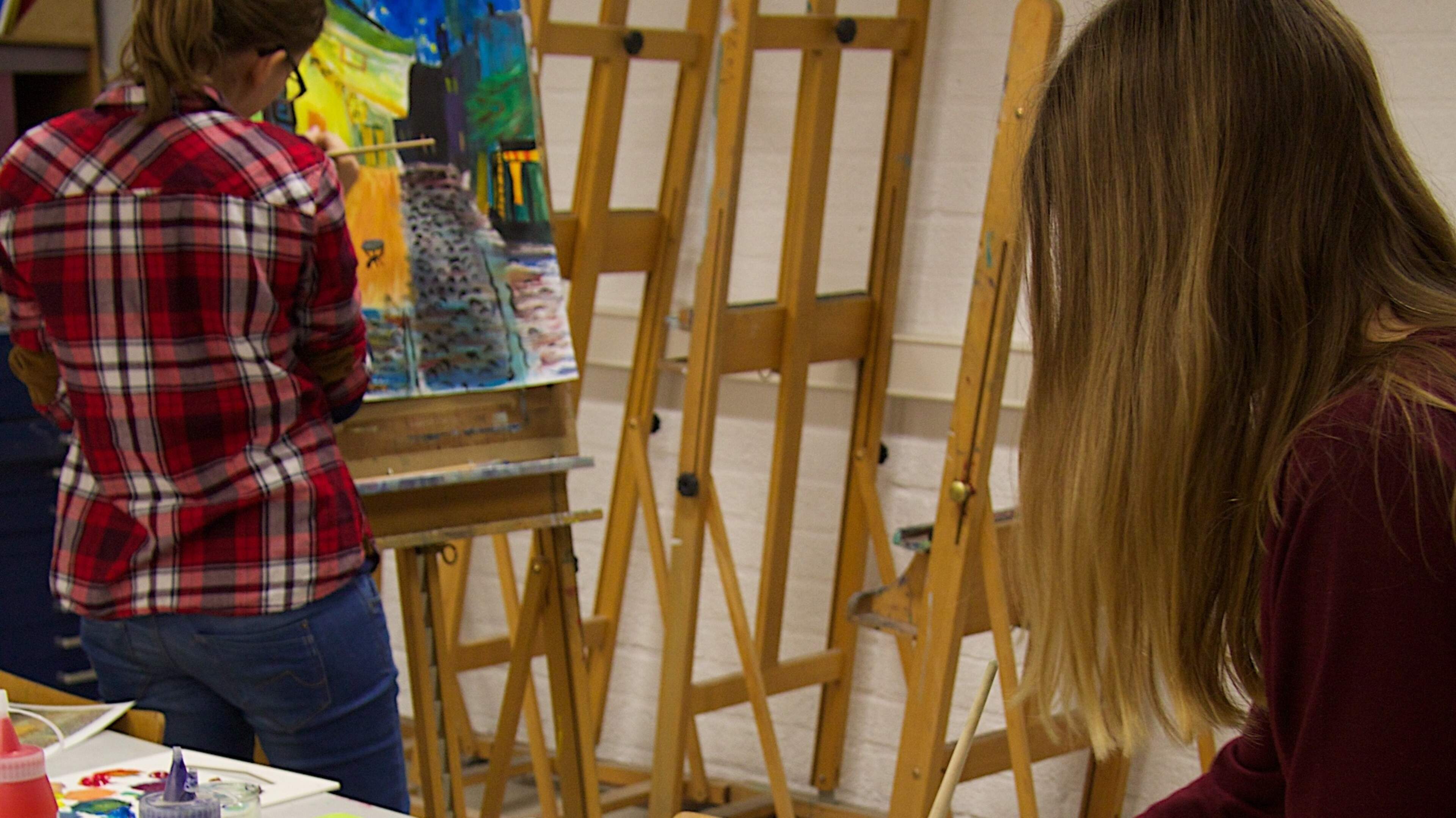 Tentoonstelling ‘Alles begint hier – Kunstenaars van morgen’ te zien in gemeentehuis van Landgraaf