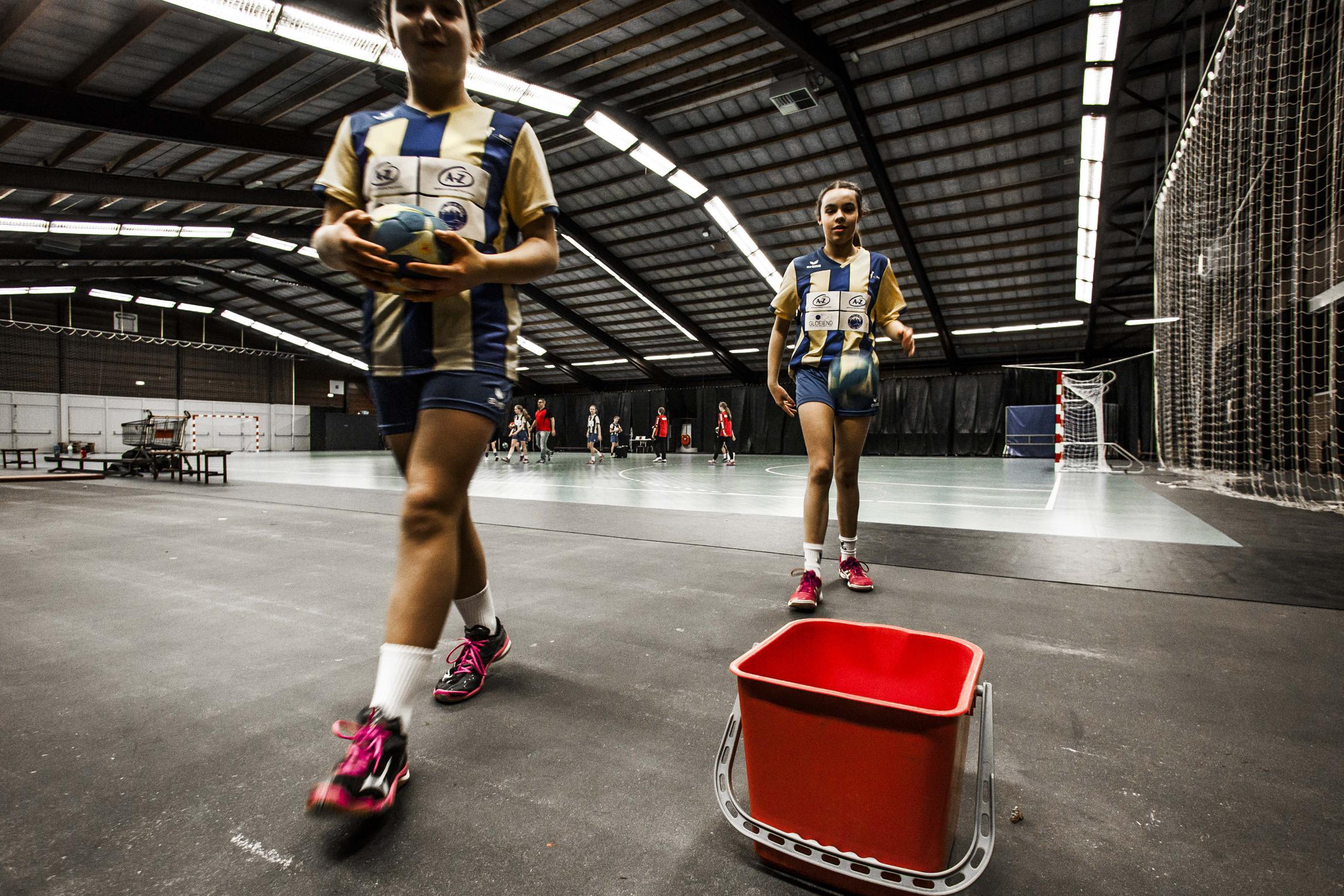 Gemeente Peel en Maas koopt en renoveert sporthal De Heuf ...