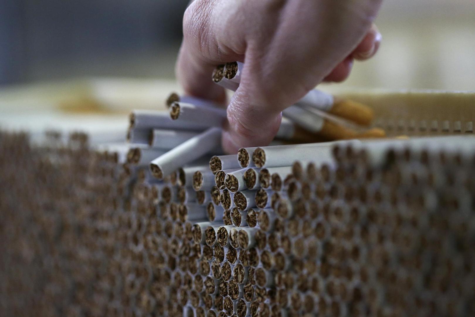 Miljoenen illegale sigaretten in beslag genomen in Weert | De Limburger