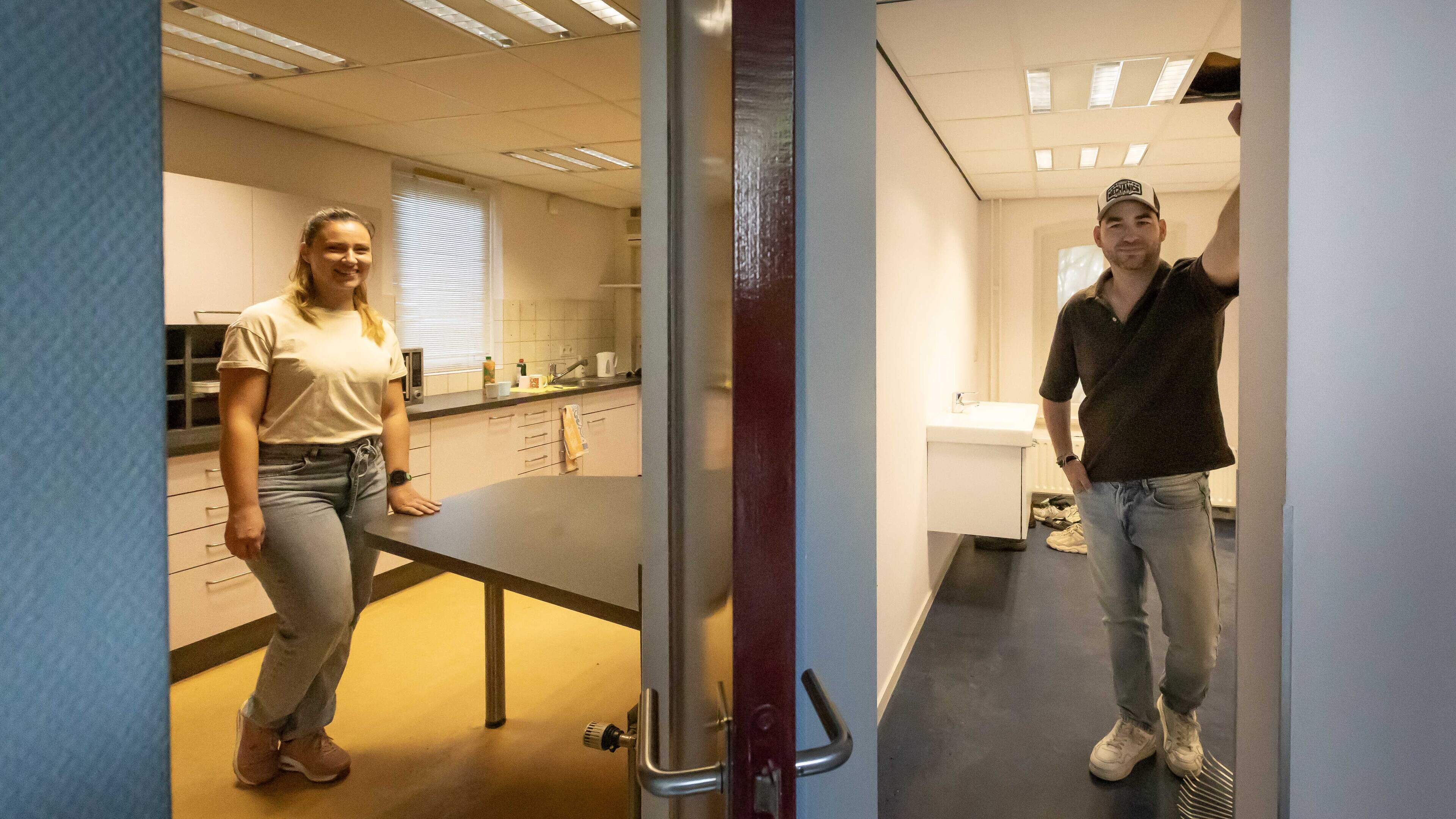 Hobbyklussers Olivier (37) en Linda (33) geven kijkje in de keuken van Dubbel Droomhuis: ‘Heel Ospel