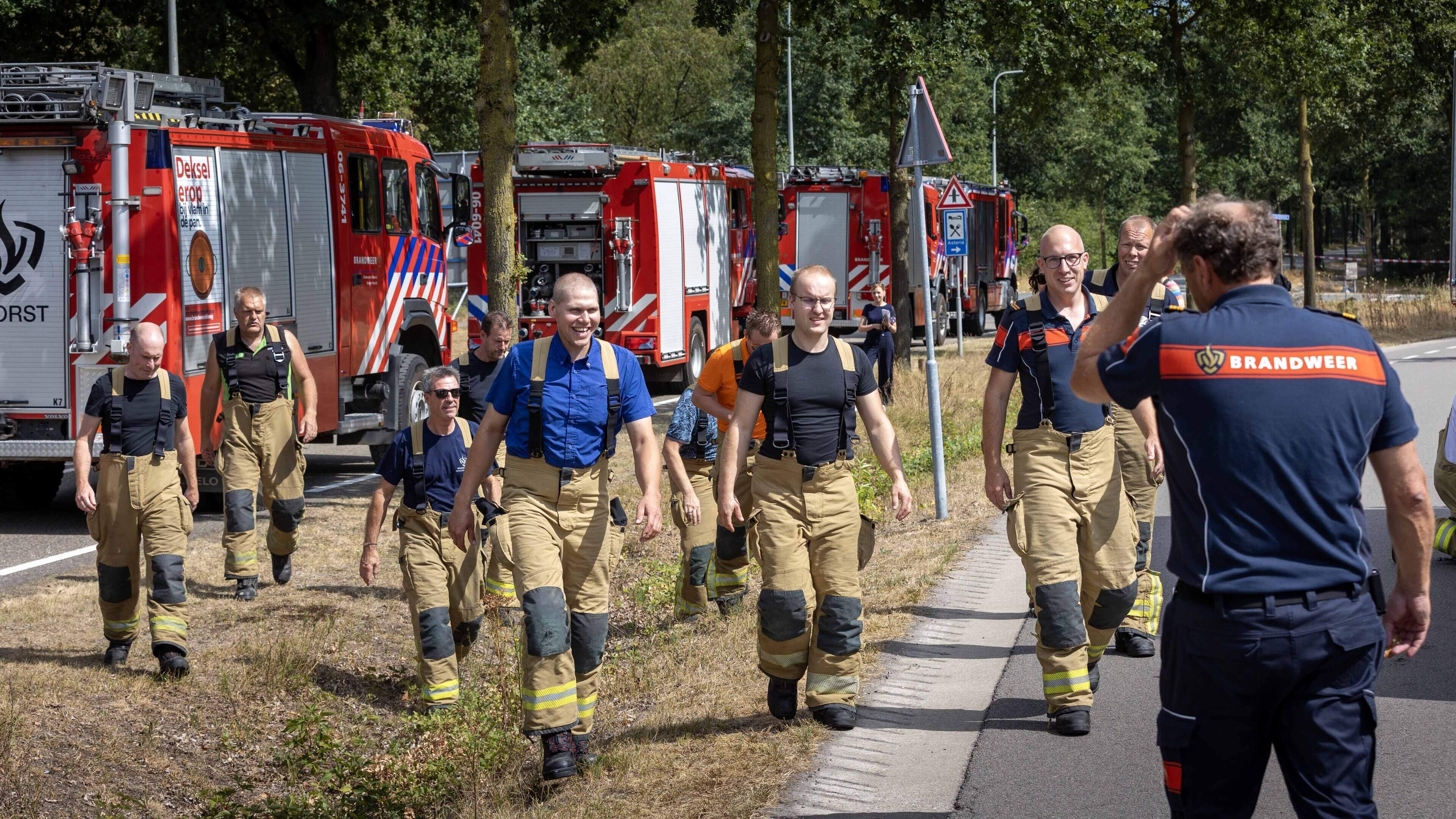 Door de bosbrand heeft hotel Asteria in Venray een complete brandweerkazerne op de stoep staan: ‘Ach