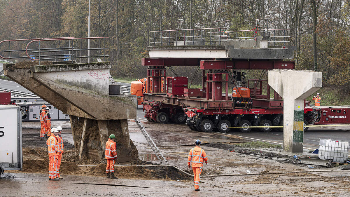 Major A2 Closure in Limburg Triggers Diversions and Train Discounts
