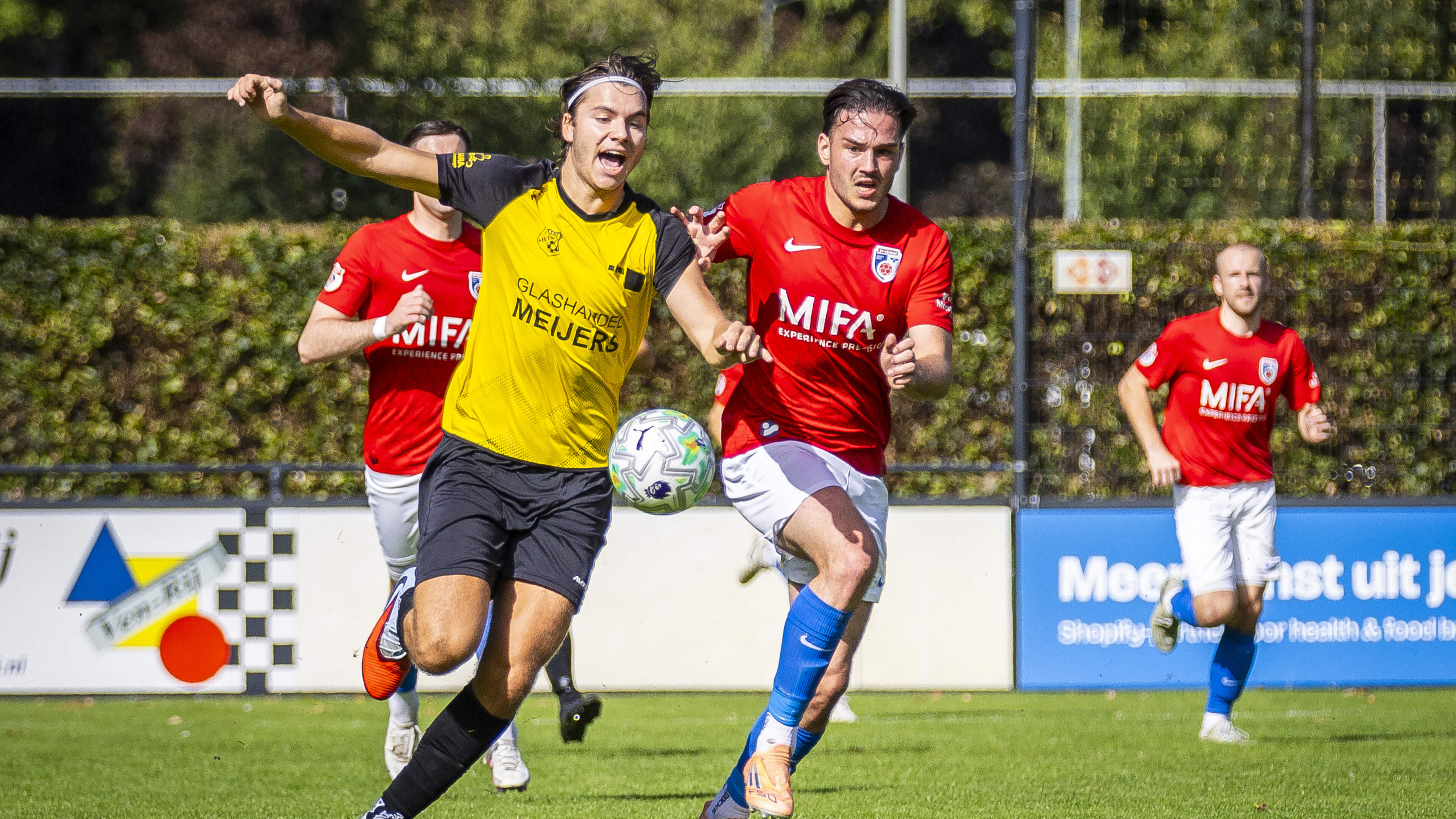 SV Meerssen speelt in slotfase het onmogelijke klaar en zet SV Venray voor joker: ‘Een dolle boel in