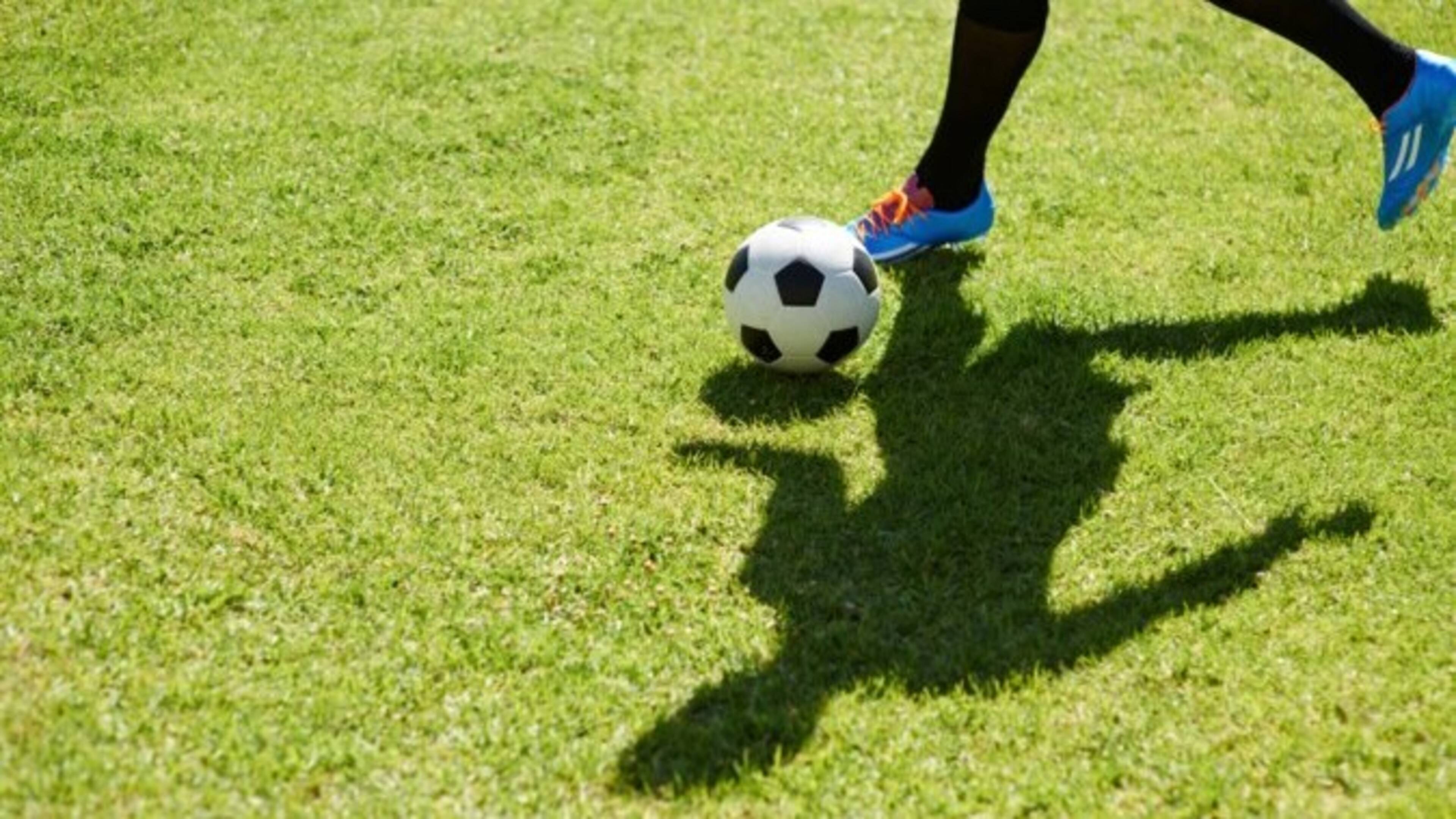 Amateurvoetbal Parkstad: eindelijk eerste punt voor Simpelveld tegen hoogvlieger Heksenberg/NEC; De 