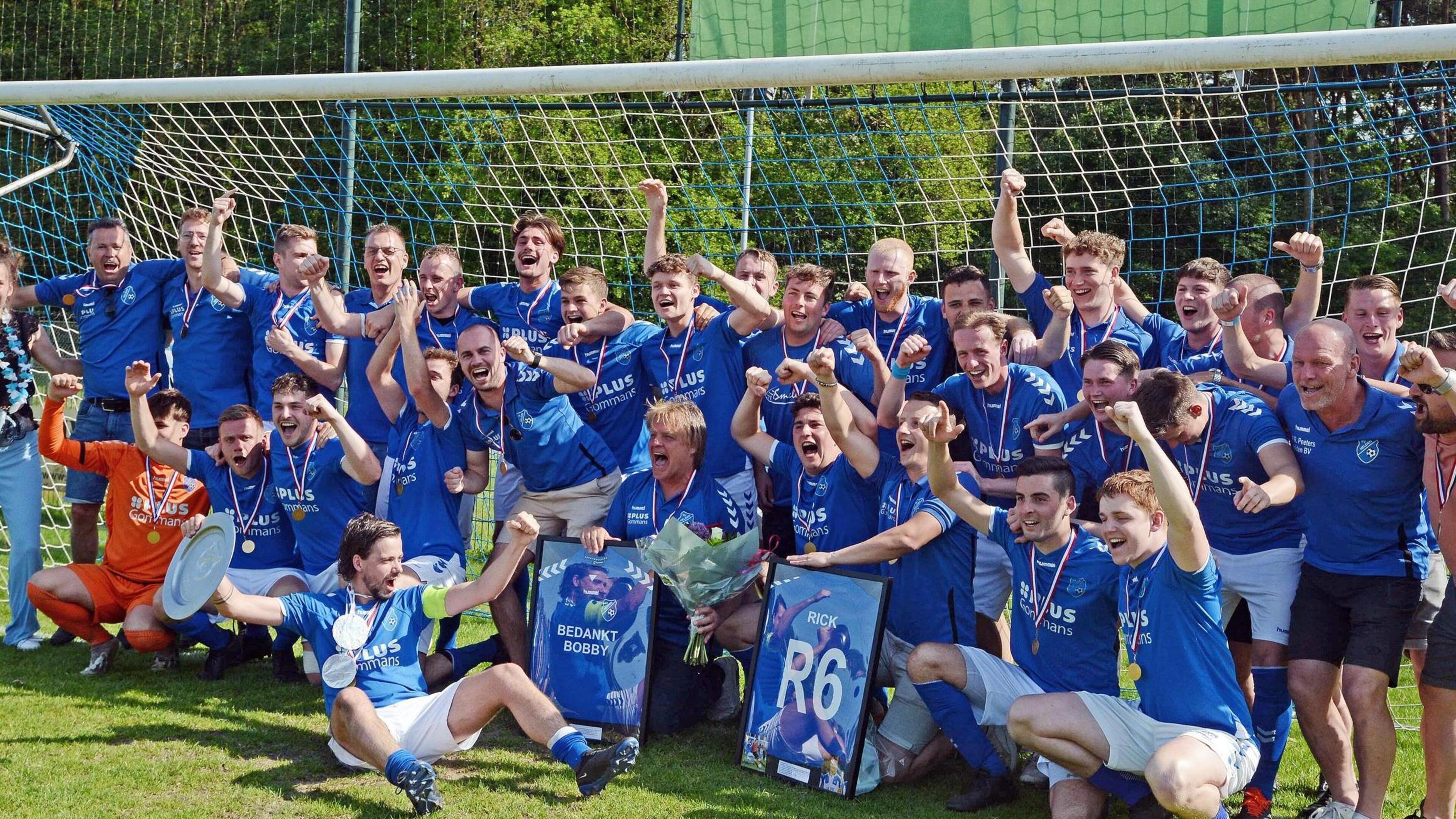 Helden met solide basis binnen één jaar terug in derde klasse: ‘We hebben dit seizoen bewezen dat we