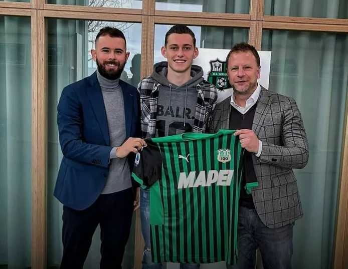 Voetballer Seb Loeffen van PSV naar Sassuolo