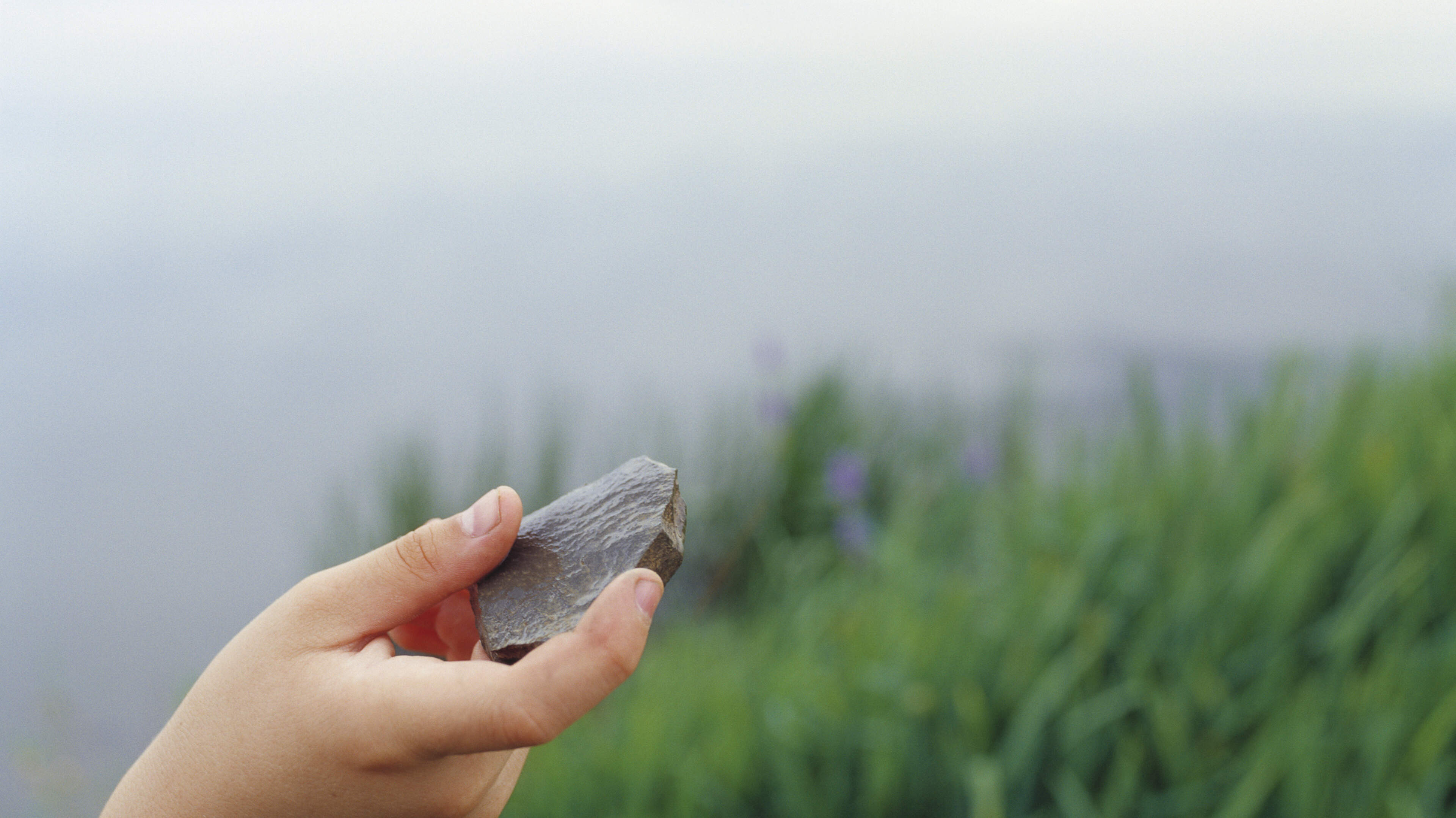 Belgisch-Nederlands kampioenschap steentje ketsen in de Maasvallei met teams uit Elsloo, Obbicht en 