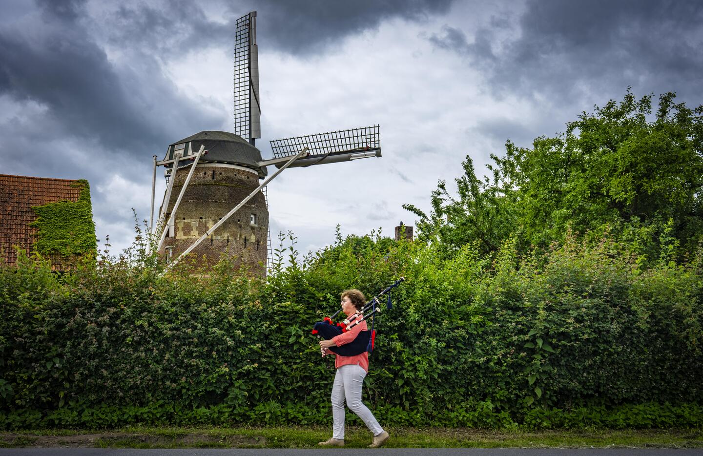 Manoe Konings uit Maastricht is al 36 jaar de vrolijke noot binnen het ...