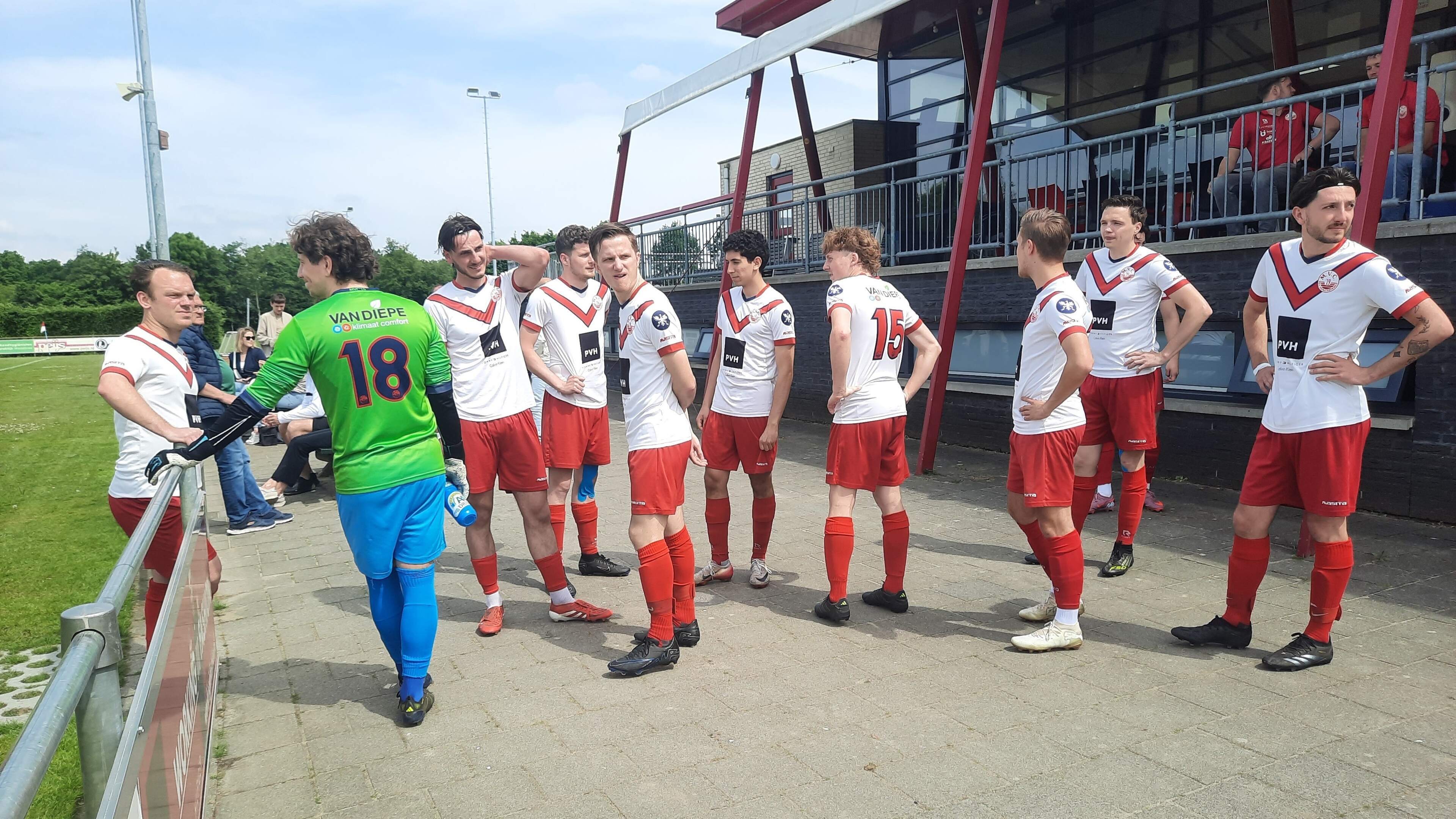 Luca Verheij houdt MVC’19 in de race voor de nacompetitie: ‘Veel bier gedronken, maar ging best goed