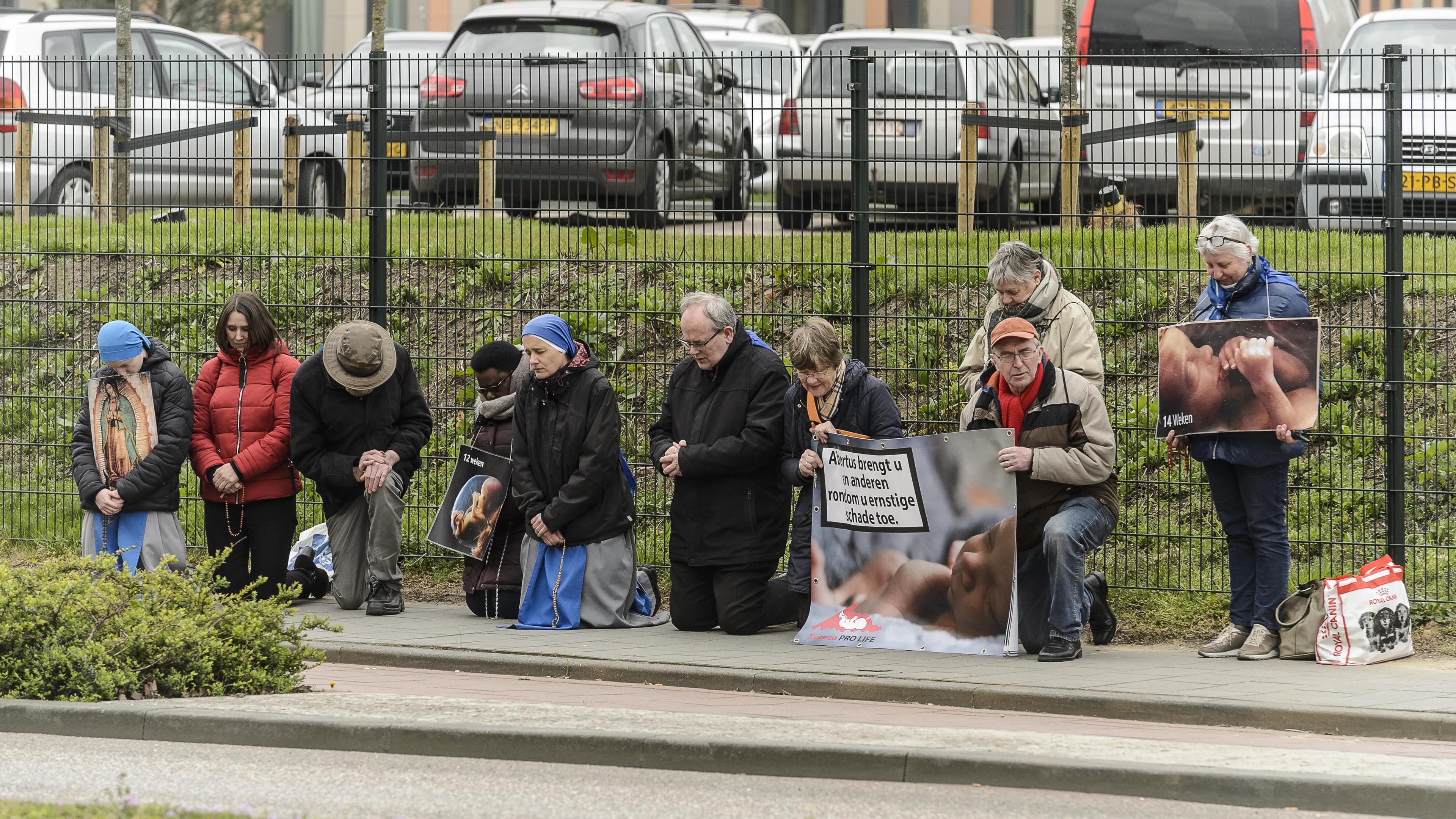 Ultraconservatieve stichting zaterdag naar Roermond om te protesteren tegen Roze Viering in kerk: ‘Z