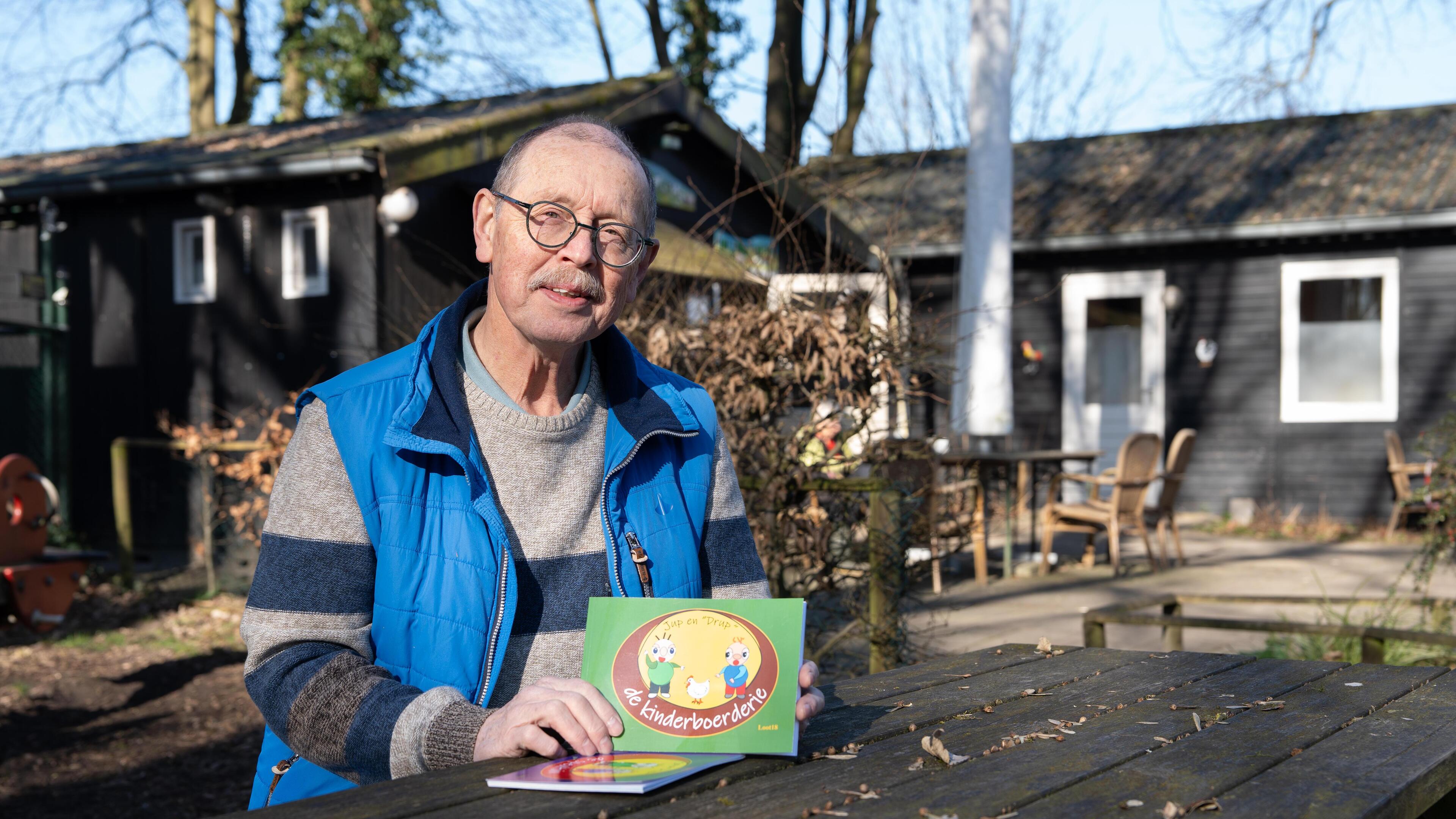 Louis uit Grubbenvorst wil tweetalige opvoeding stimuleren met serie prentenboeken in Venloos dialec