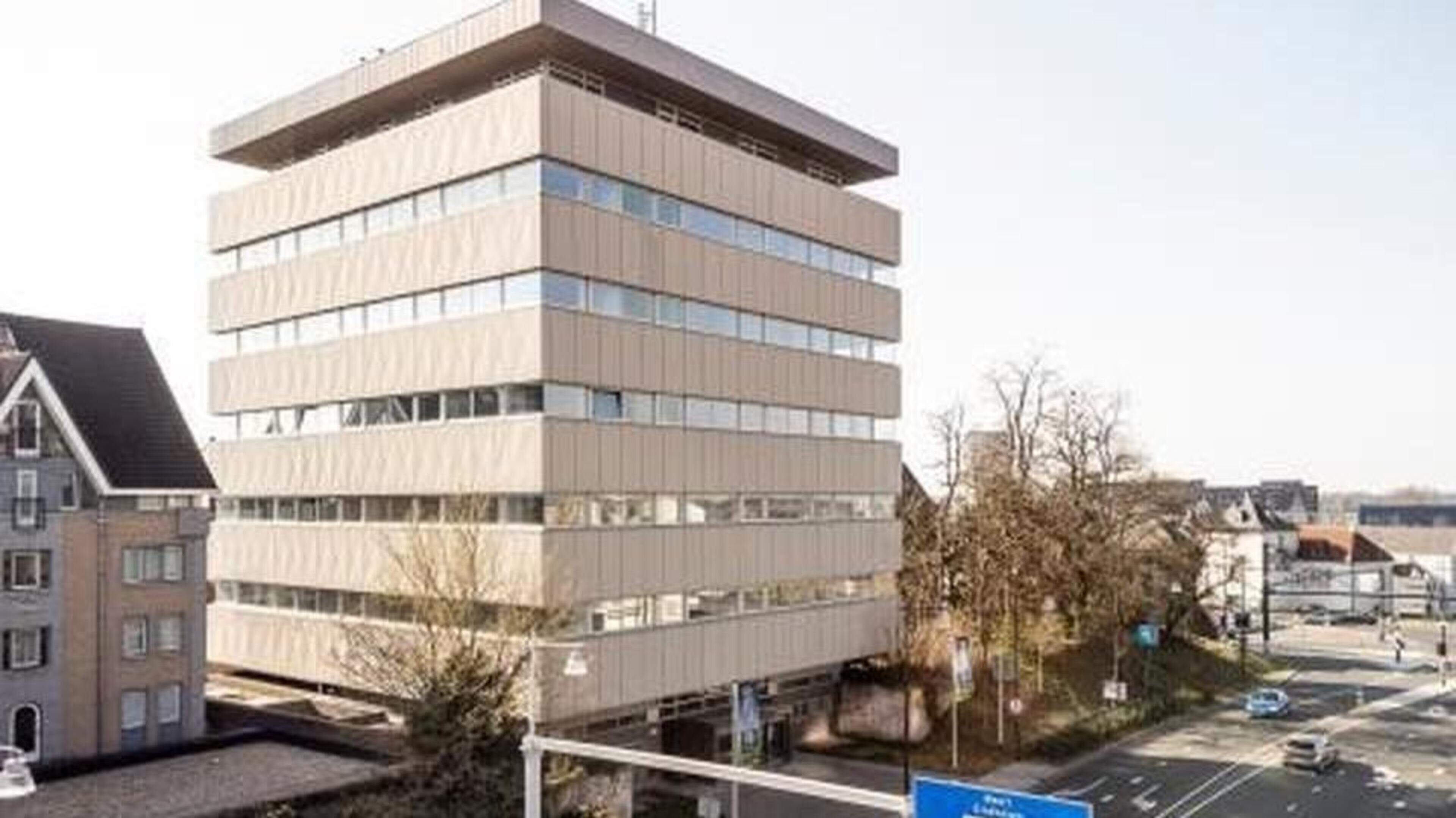 Opvangplek voor tweehonderd Oekraïense vluchtelingen in Roermond wordt openbaar geveild na faillisse