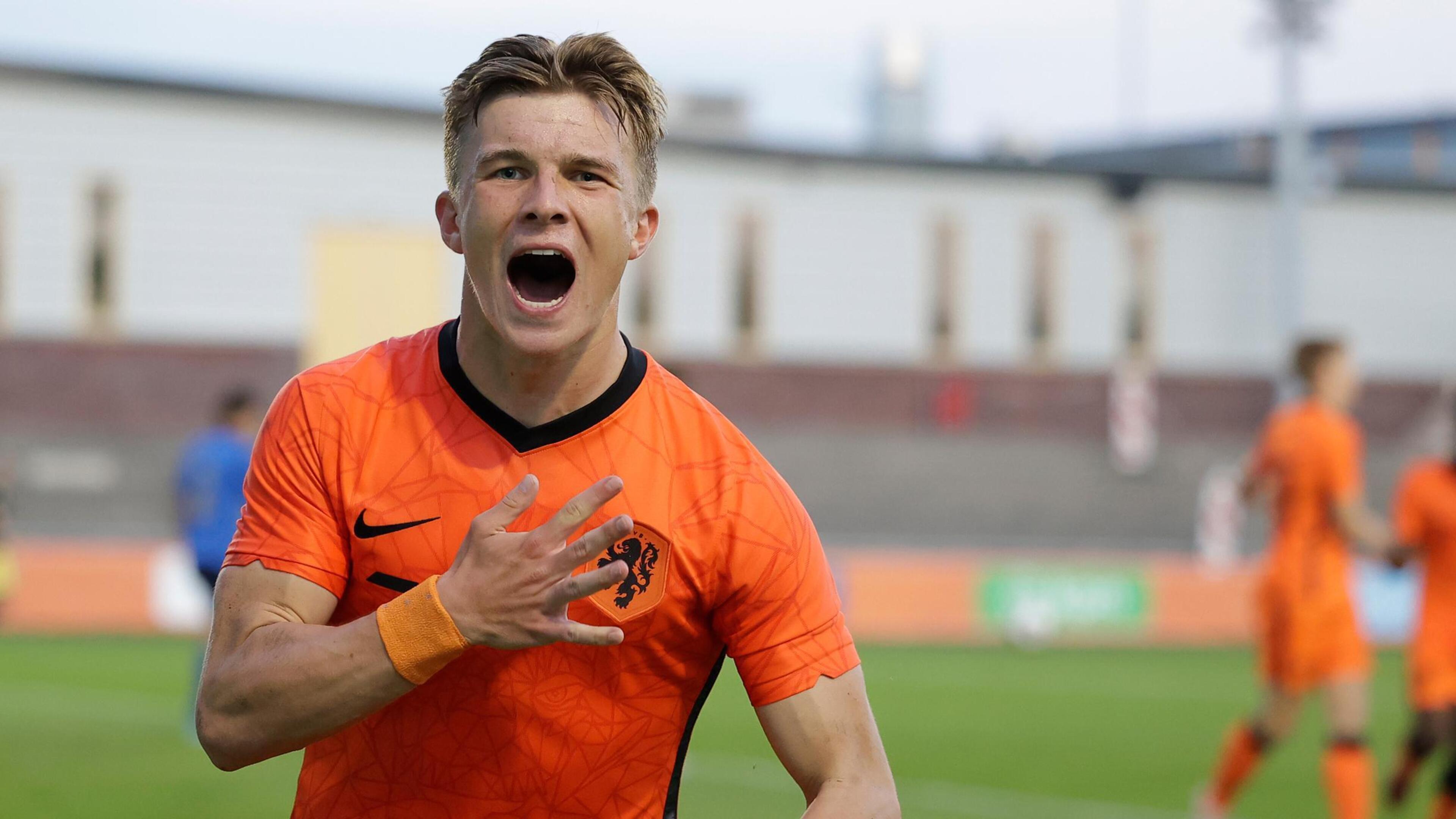 Iggy Houben dankzij roots in Maleisisch elftal? ‘Nee hoor, oma komt gewoon uit Simpelveld’