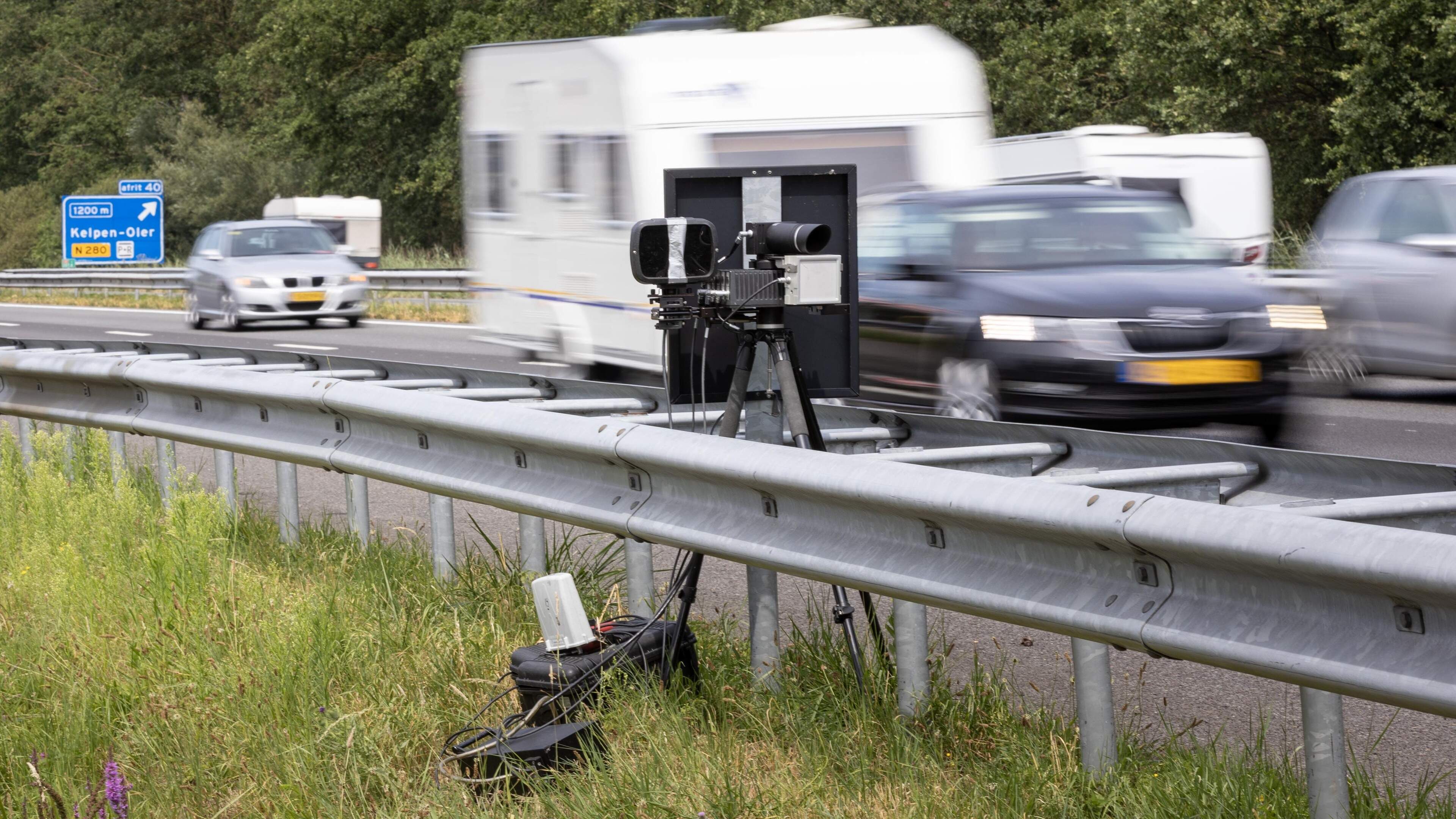 Vakantiegangers opgelet: deze week ‘grootste snelheidscontrole ter wereld’ op Europese wegen, aantal boetes kan oplopen tot 650.000