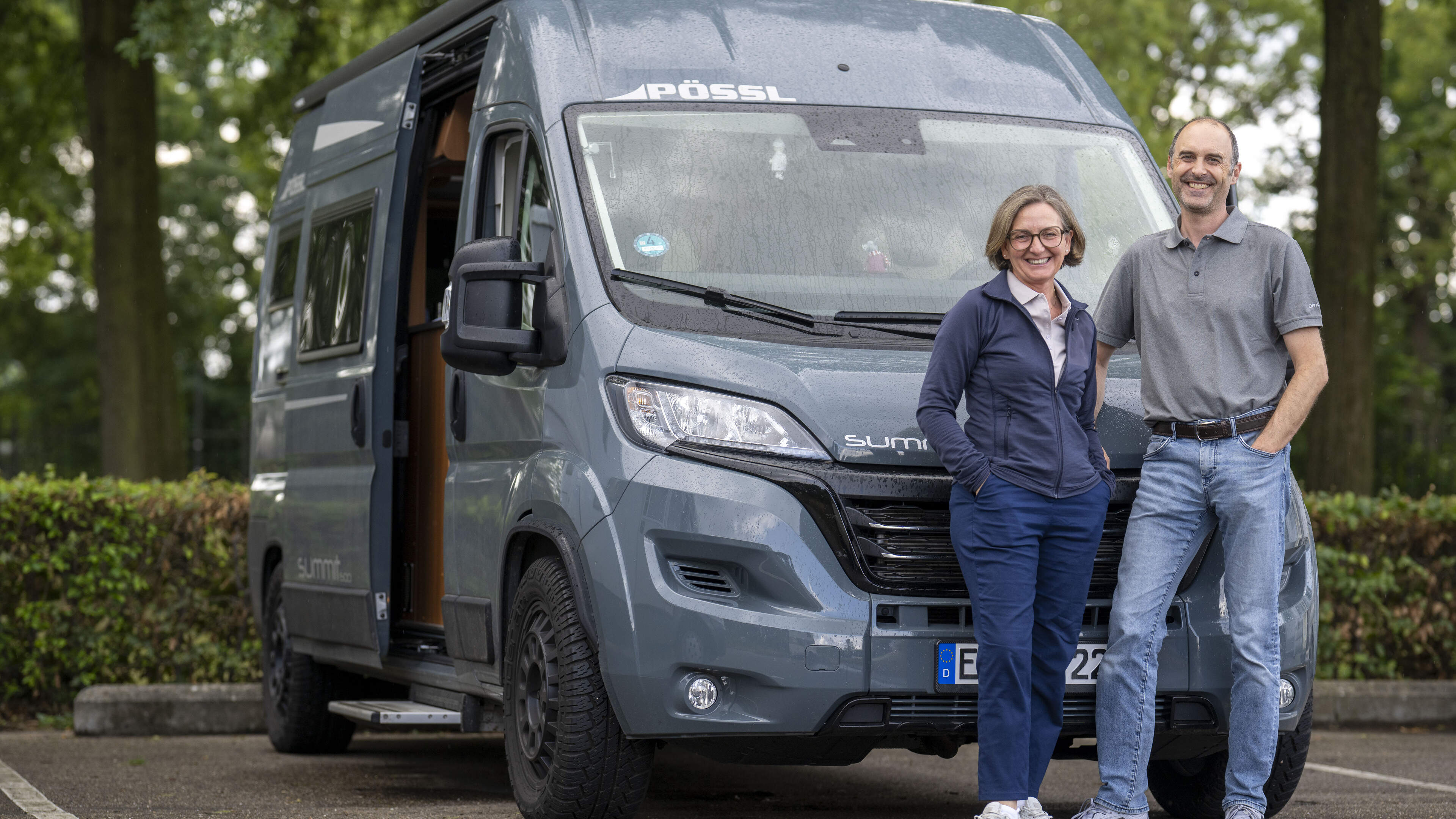 Spanje, Polen, Frankrijk, Duitsland: camperaars uit heel Europa hebben populaire standplaats in Sitt