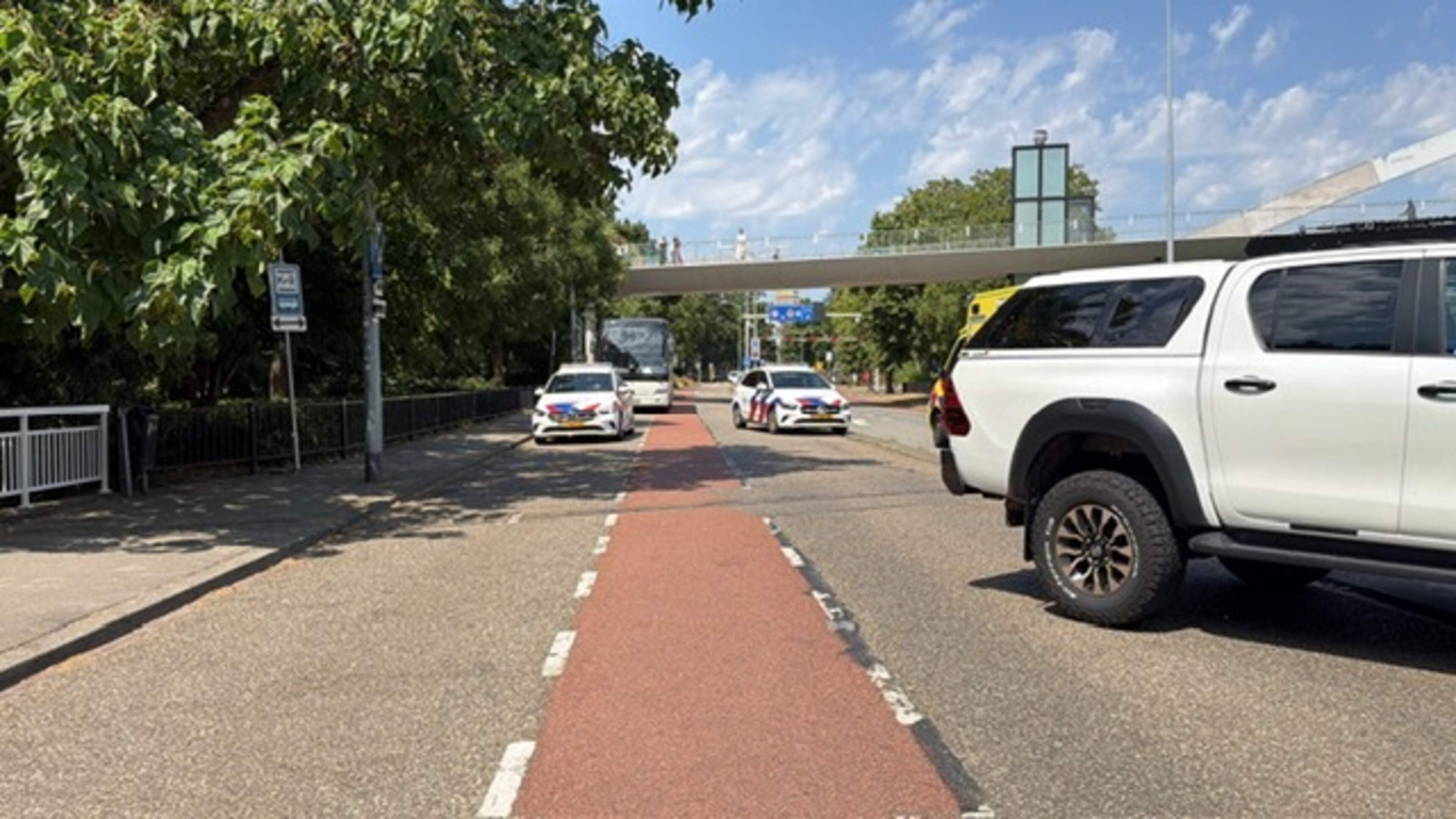 Motorrijder gewond na botsing met auto op Maasboulevard in Maastricht