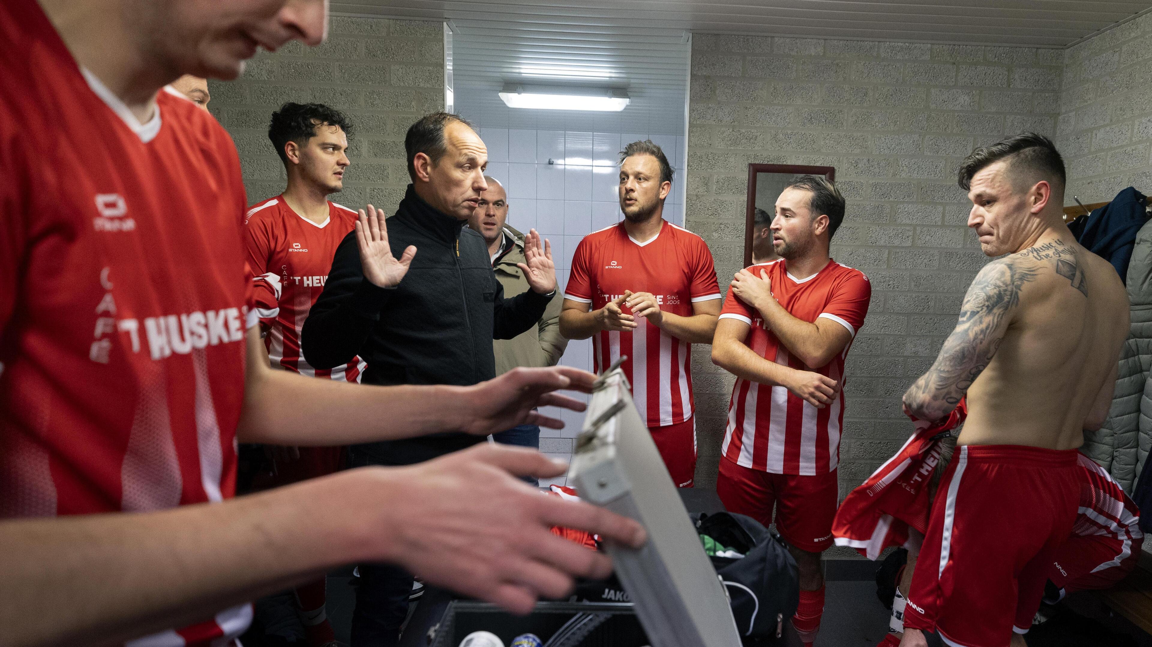 Midden-Limburgse vierde- en vijfdeklassers ontwaken: in 4D en 5C maken nog tal van clubs kans op het