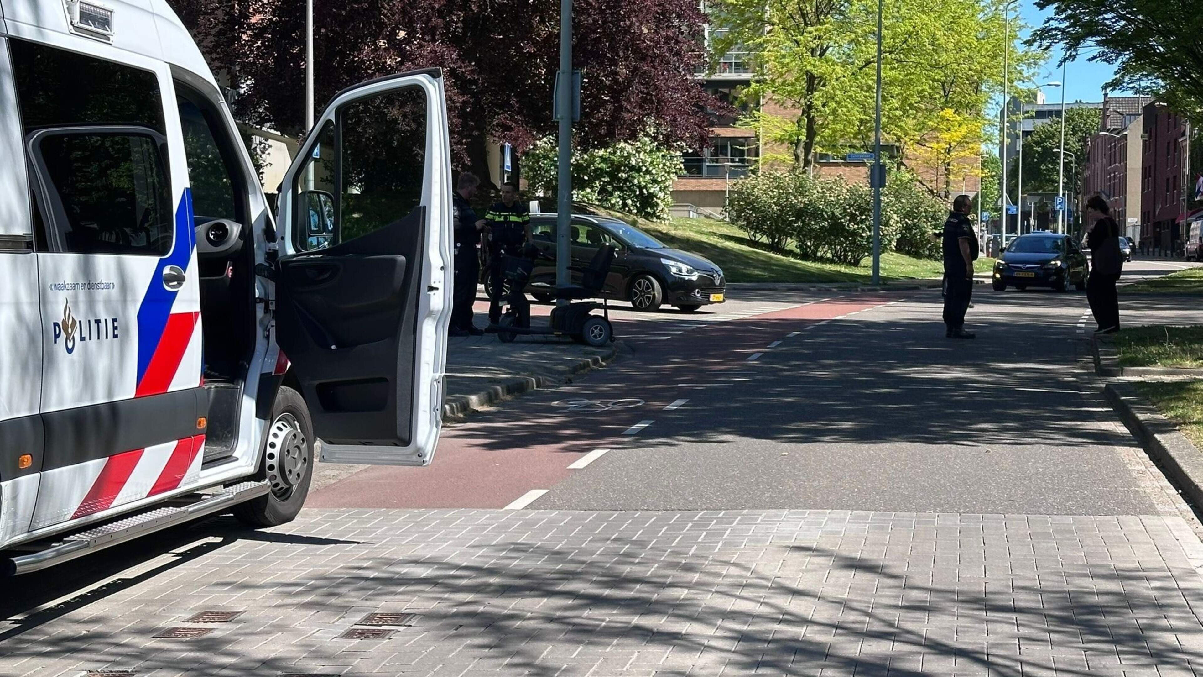 Bestuurder scootmobiel gewond bij aanrijding in Heerlen.