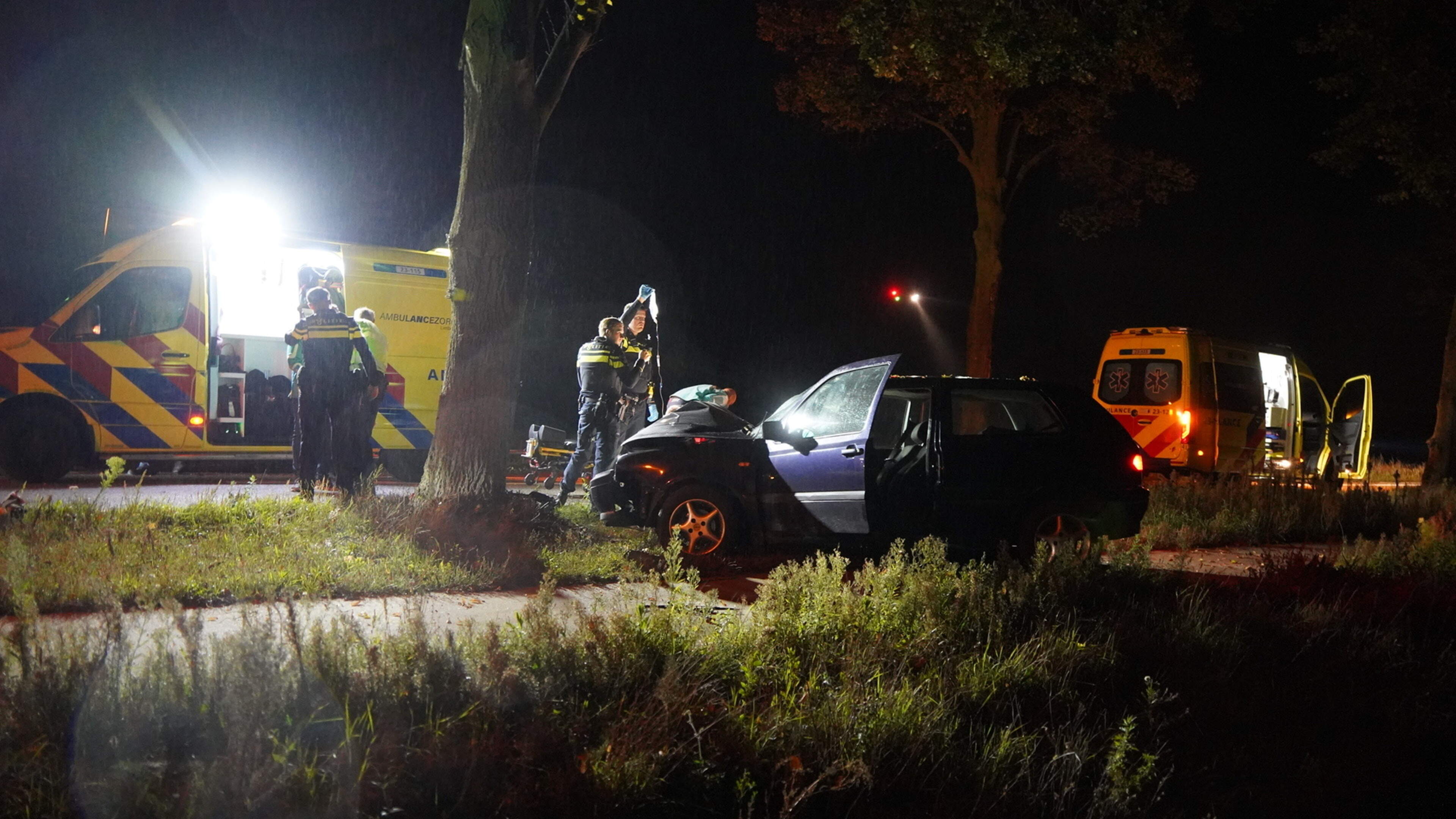 Automobilist gewond na zwaar eenzijdig ongeval in Horst