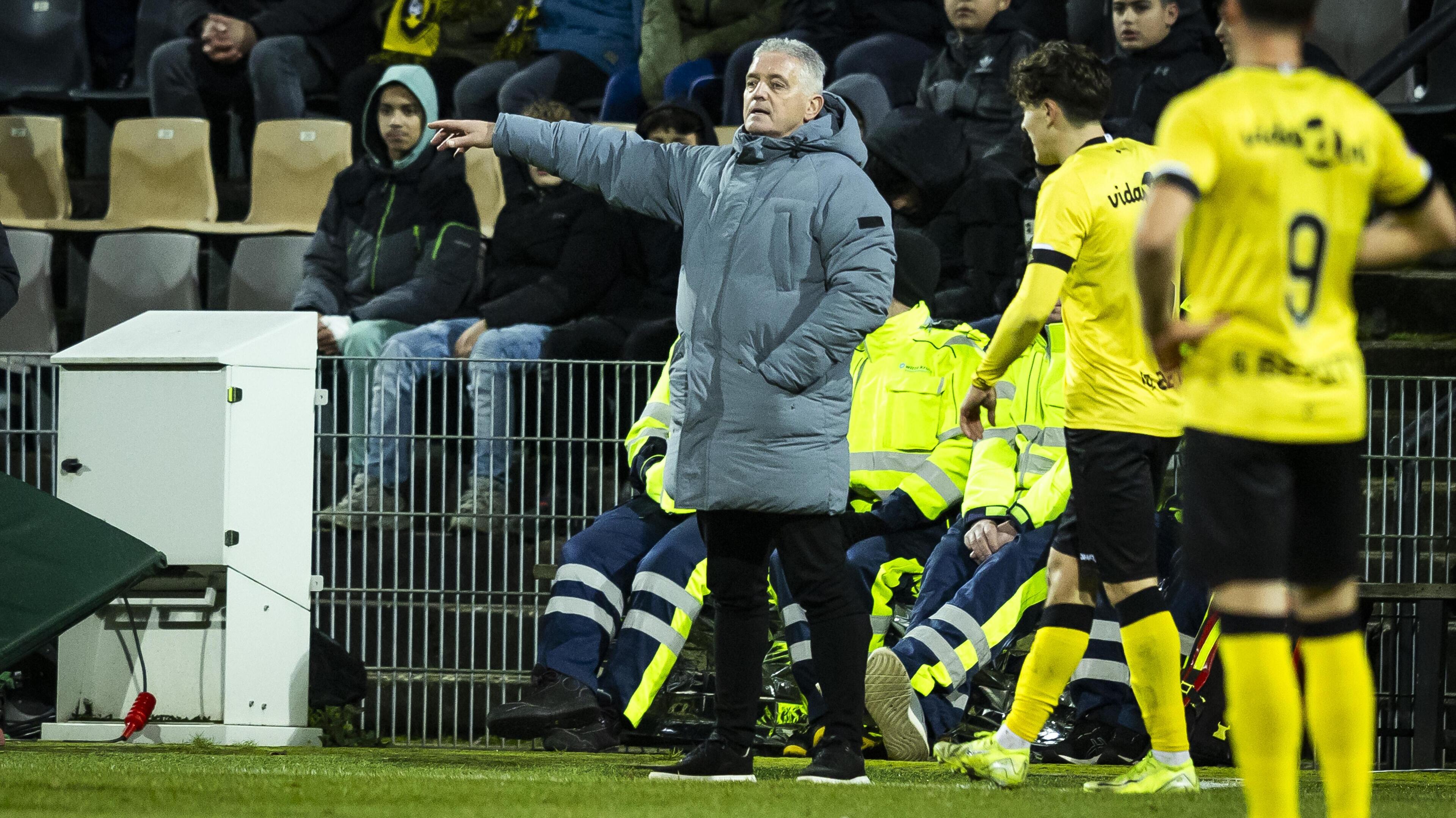 VVV start tegen Jong AZ direct met nieuweling in de basis, maar een van de verse krachten is er nog 