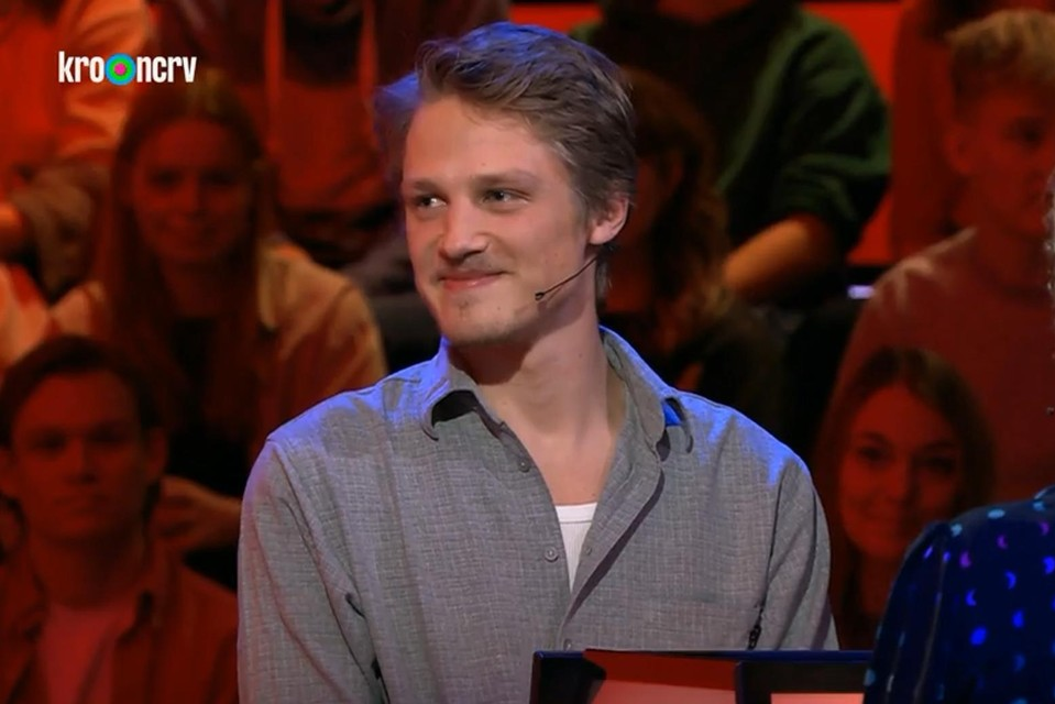 Geen grote bek, geen kleermakerszit: hoe Joes Brauers iedereen inpakt in ‘De slimste mens’