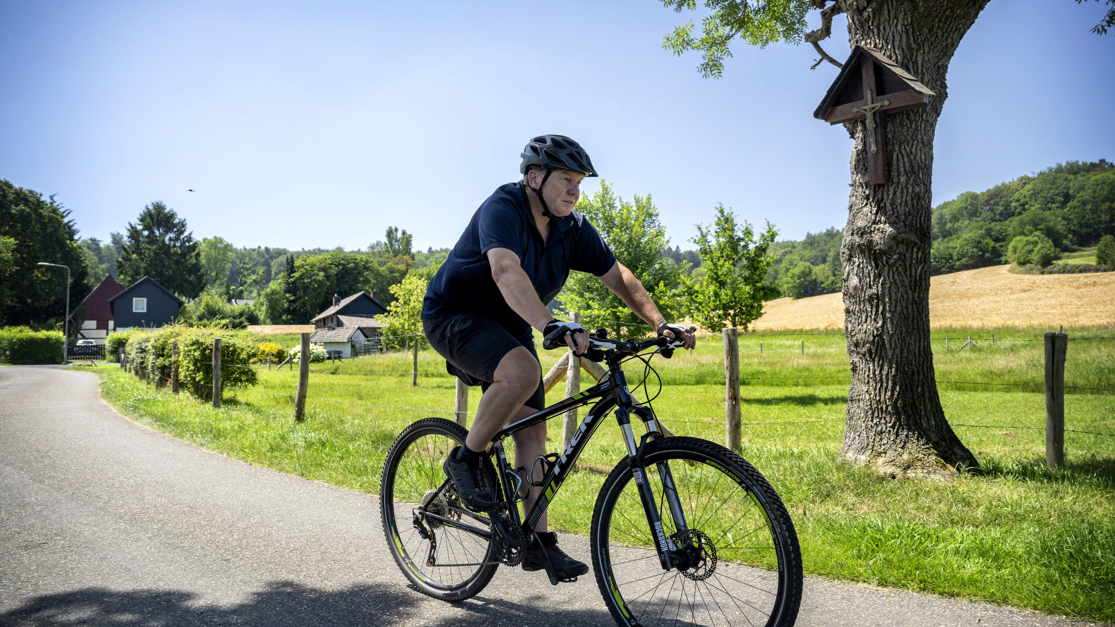 Heuvels en Helden: voor fondsenwerver Marcel (54) uit Vaals is geen heuvel te hoog voor kankeronderz