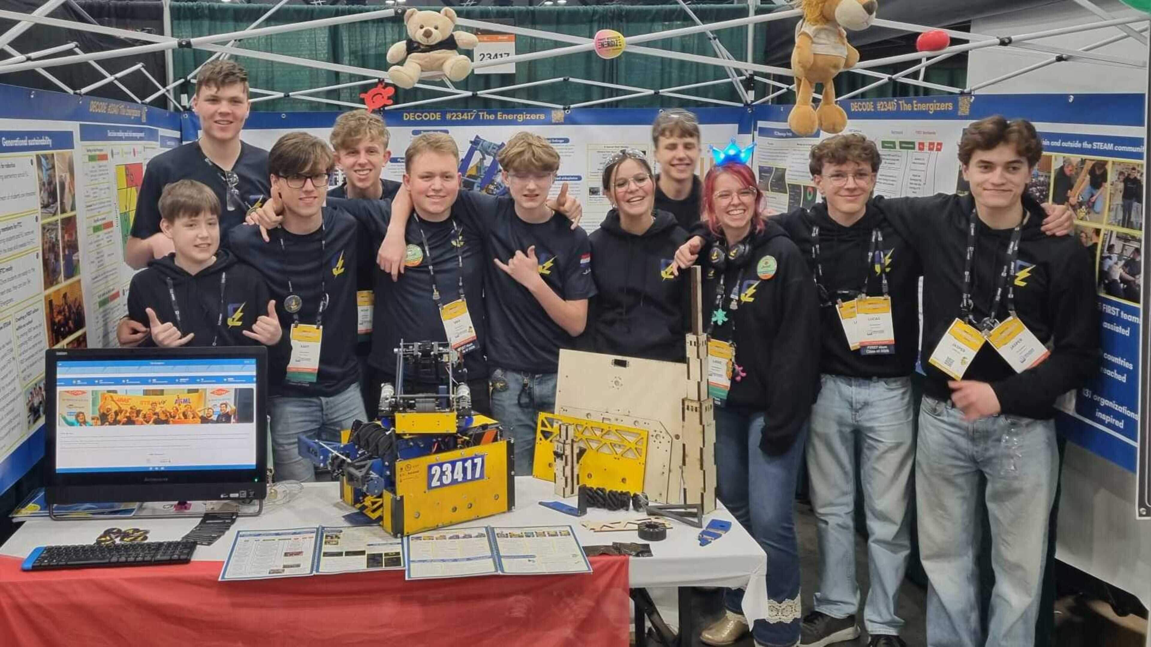 Robotteam Wings uit Roermond pakt derde plek bij WK in Houston
