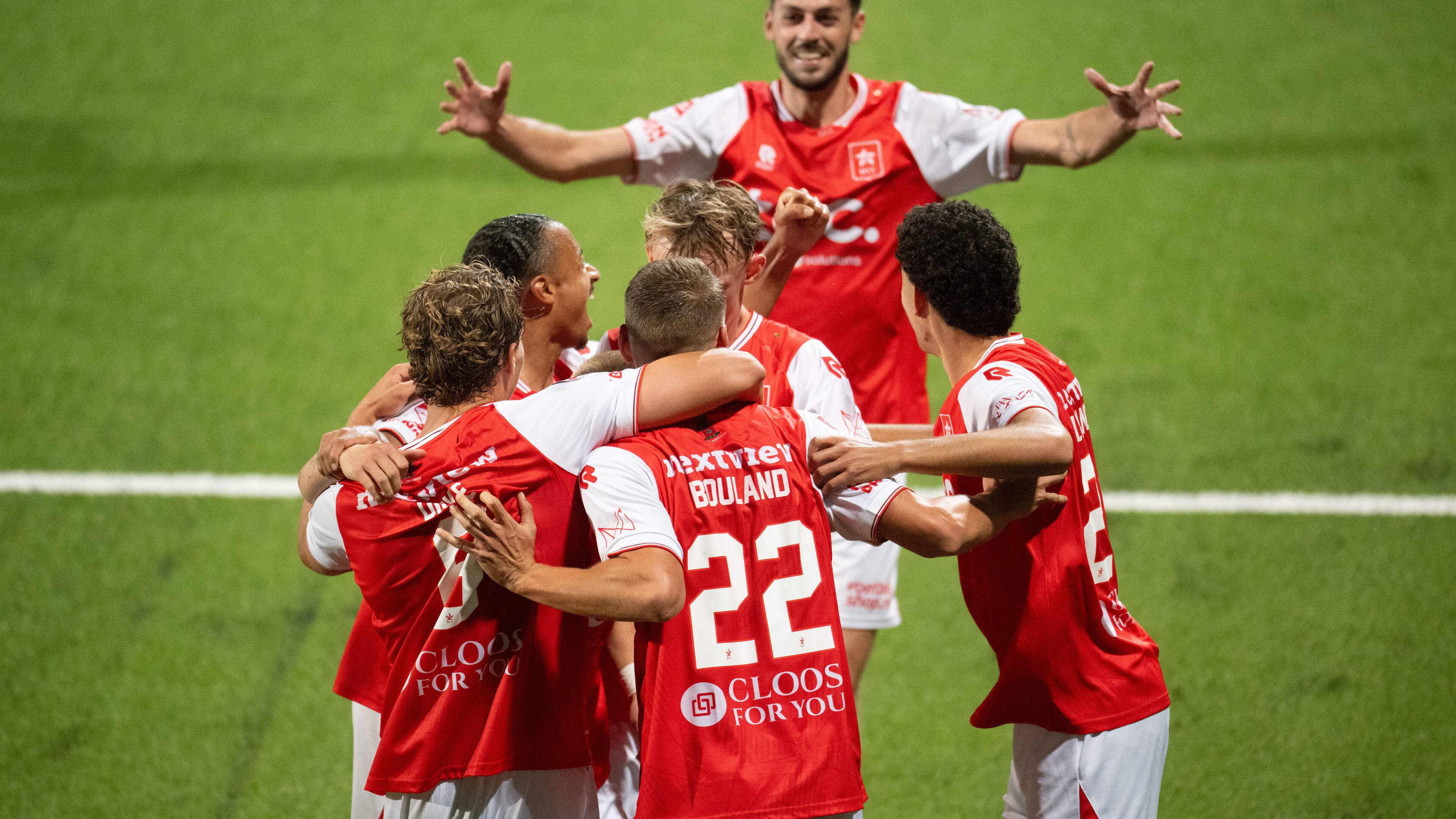 MVV is niet van roze wolk af te krijgen, ook Volendam moet eraan geloven in De Geusselt