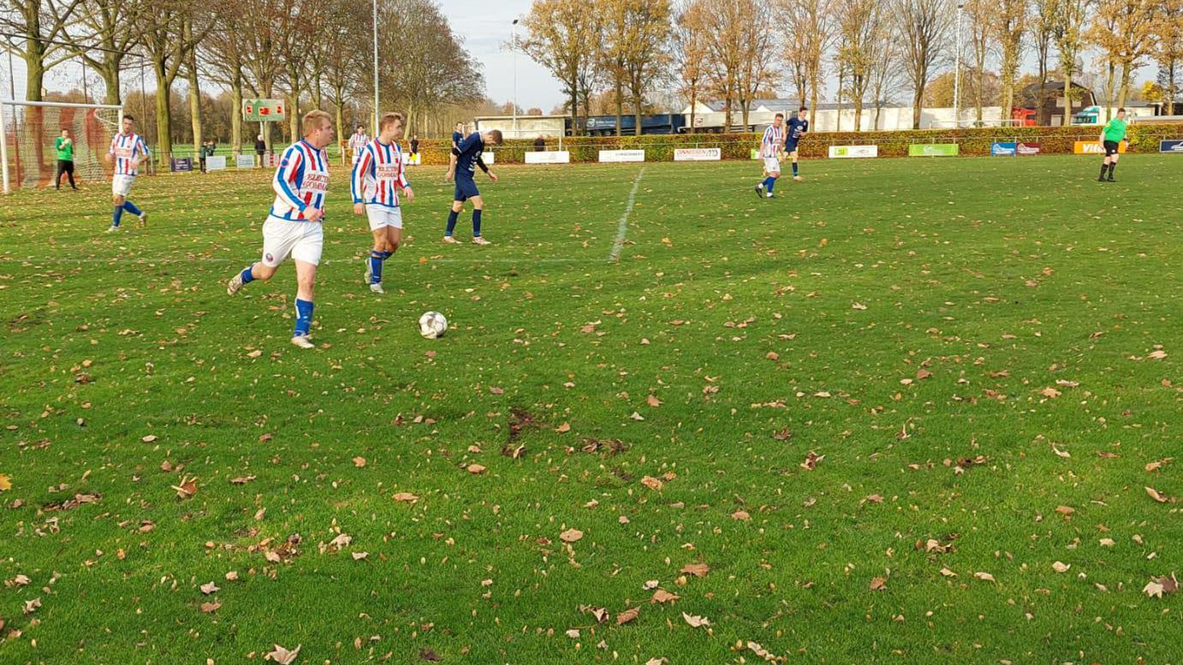 SVOC’01 timmert ook in de vierde klasse aan de weg: ‘We merken dat we goed meekunnen op dit niveau’