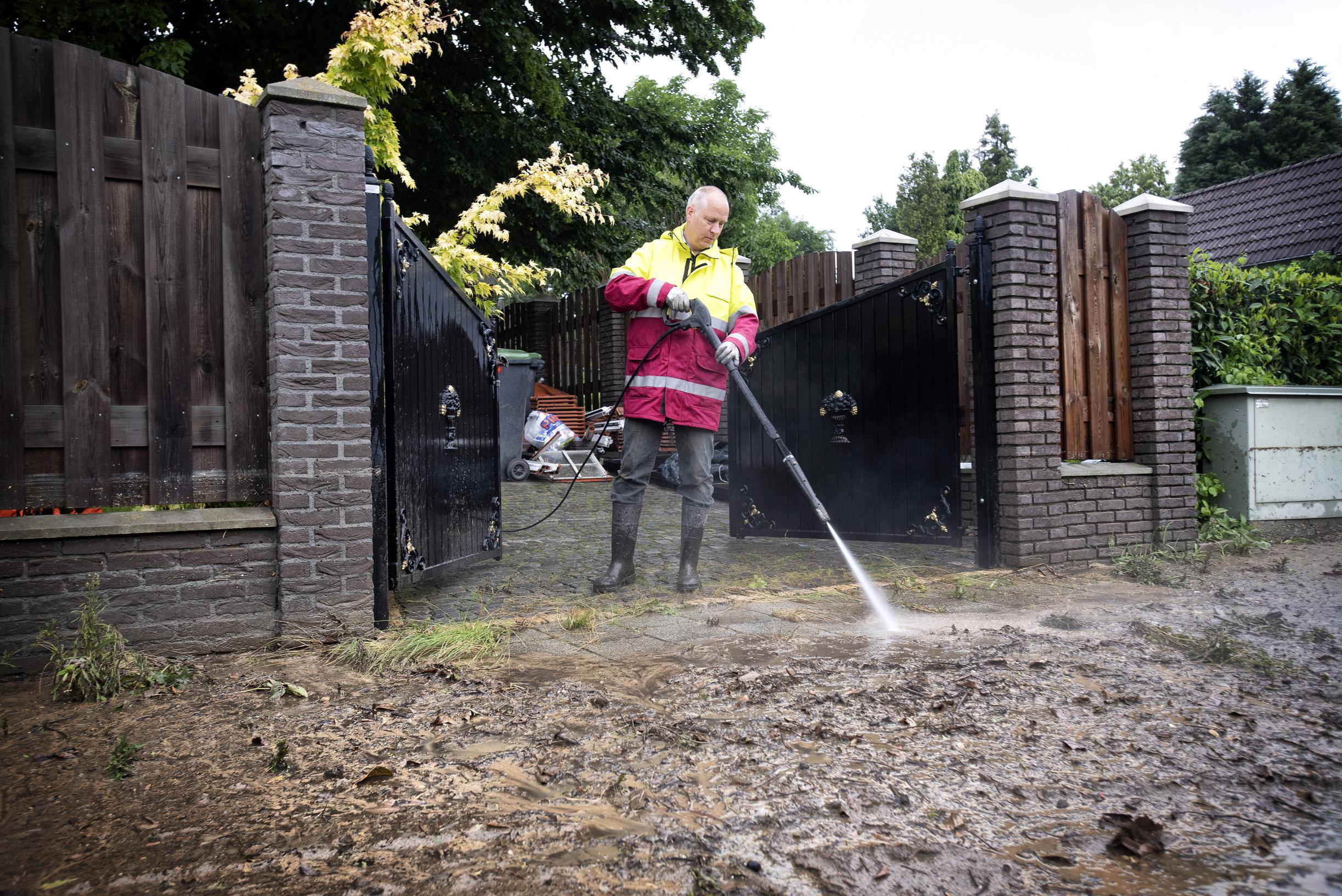 Grotere Vlootsgraaf en nieuwe buffer moeten wateroverlast via spoortunnel in Eygelshoven voorkomen