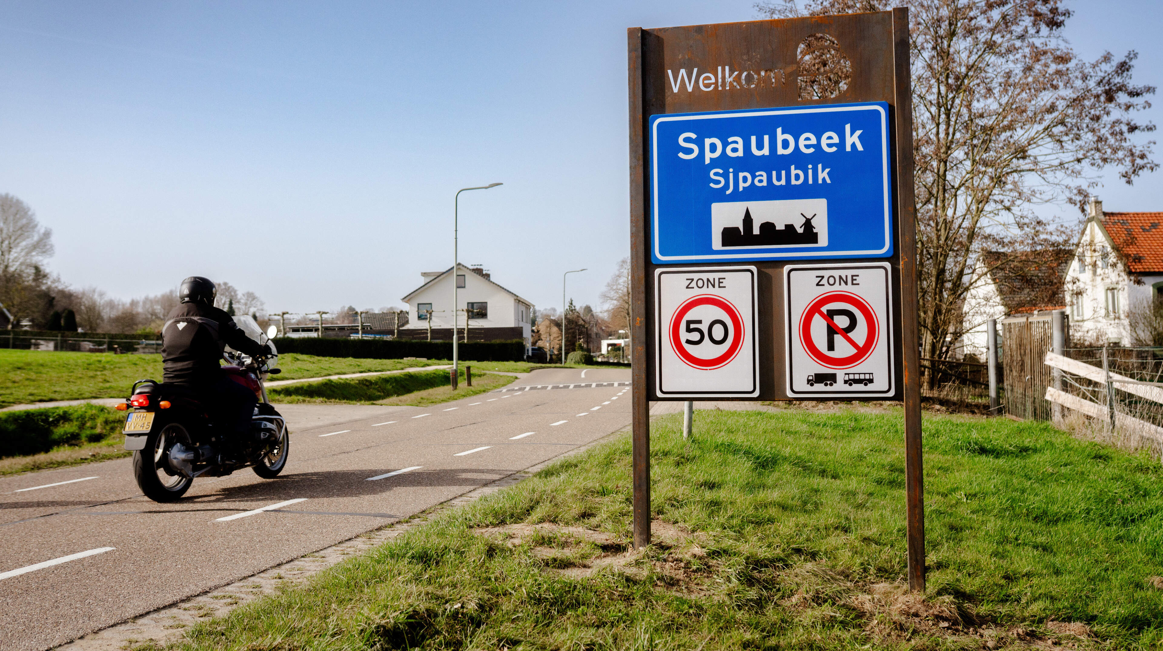 Wat betekent aomzeik en mawsjen? Beeks dialect krijgt boost, onder meer sprookje en nieuwe verkeersb