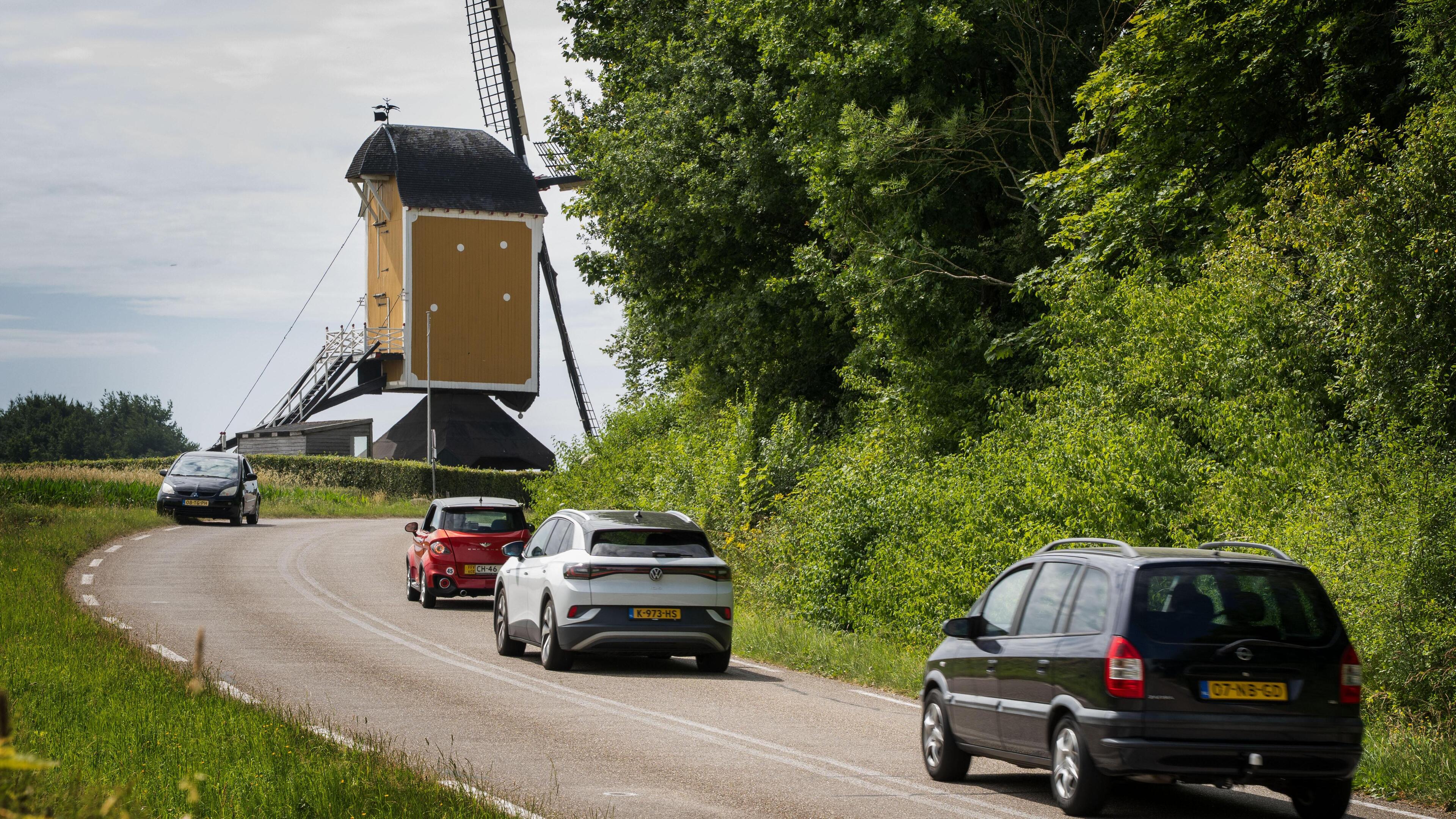 Schimmerterweg na 15 jaar aangepakt: werkzaamheden starten eind dit jaar, omleidingen via A79 en A2