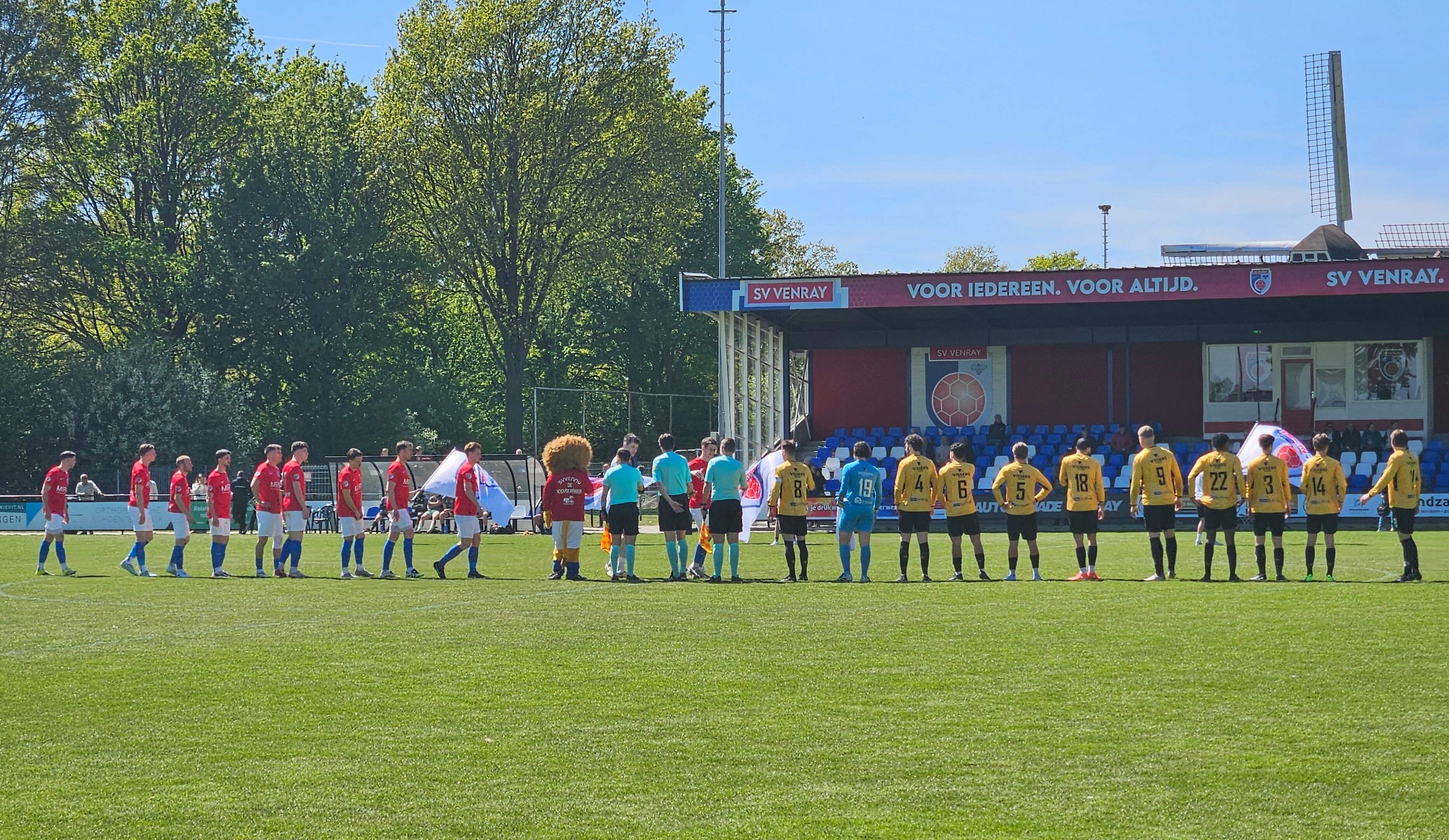 SV Venray wint op valreep van concurrent, maar blijft in onzekerheid: ‘We maken ons geen zorgen, maa