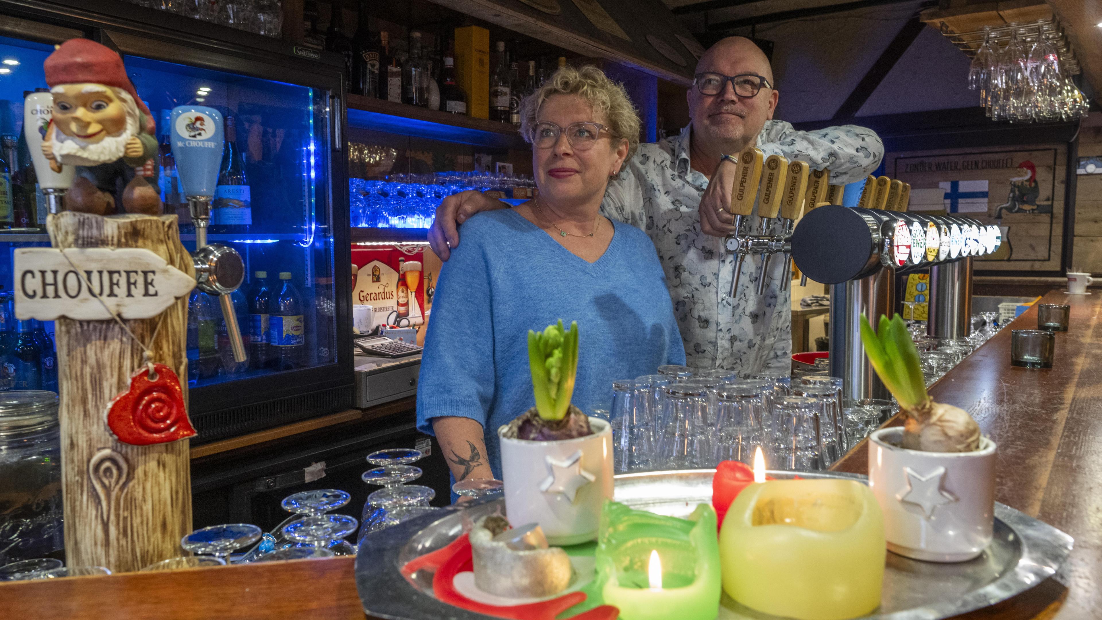 Harrie (61) en Leena (53) stoppen met hun geliefde eetcafé, want dat voelt niet meer compleet zonder