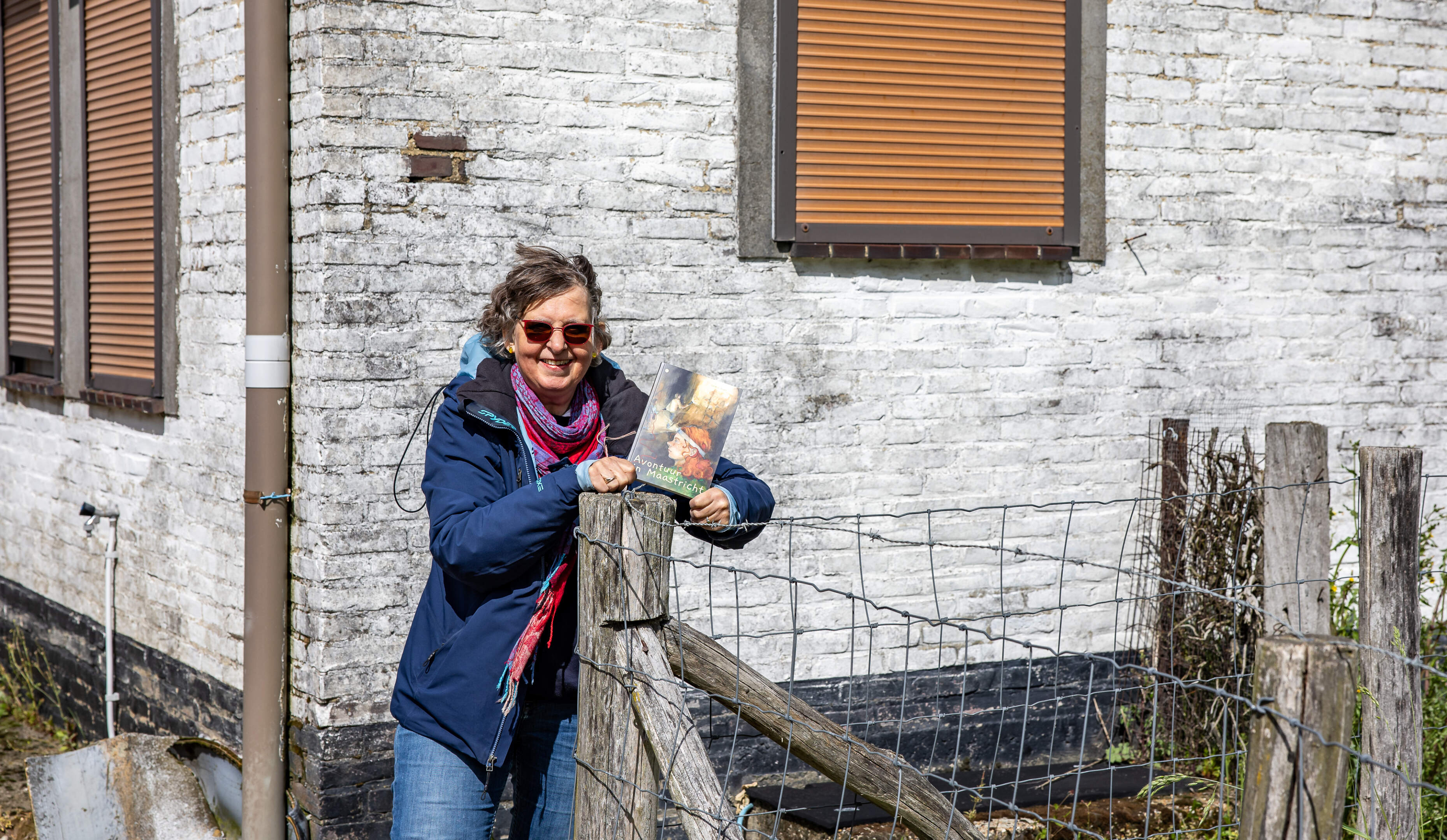 Saskia Boer (62) uit Landgraaf zet dove hoofdpersoon in de schijnwerpers in spannend kinderboek: ‘Er