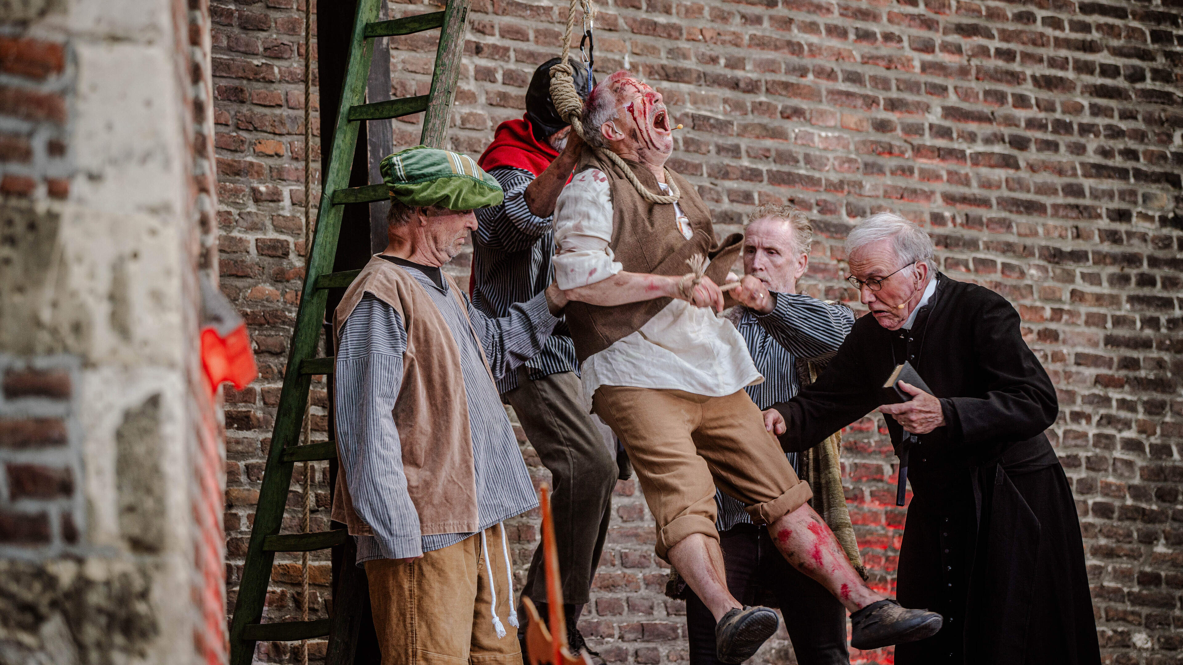 Kasteel Terborgh in Schinnen als decor voor bloed, pijn en drama: ‘vervloekt’ toneelstuk over Bokken