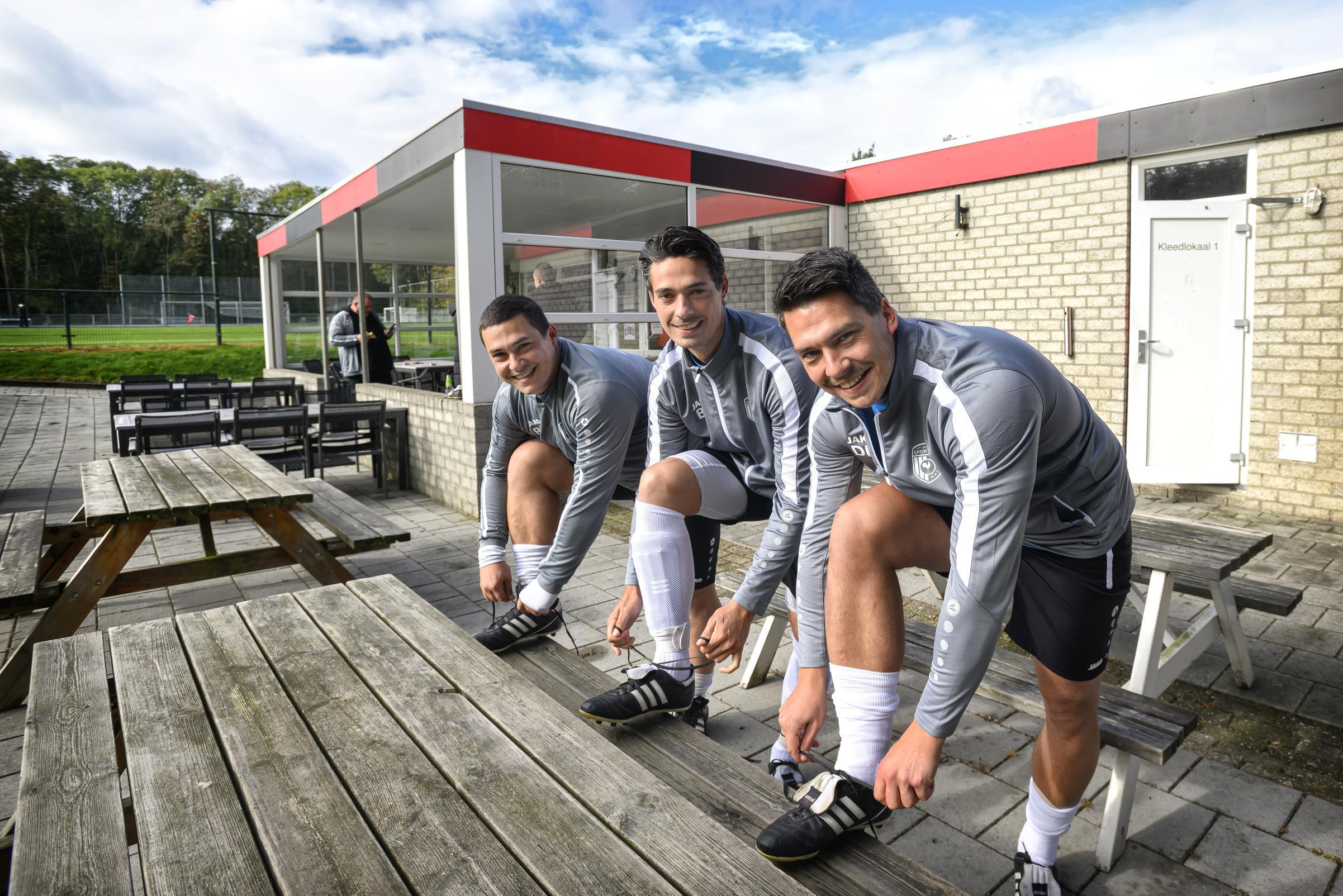 Drie broers Latten herenigd bij Sporting H.A.C., ‘Als we het dit seizoen niet hadden gedaan, was er 