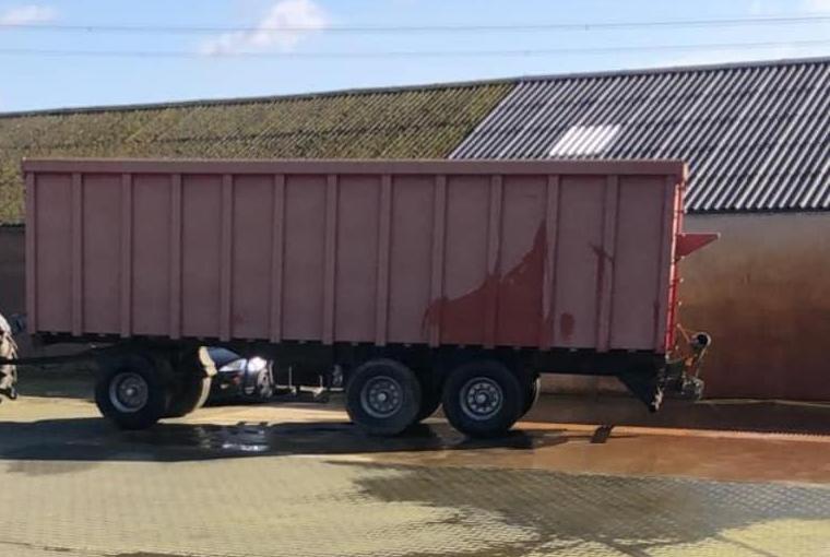 Dieven in Roggel aan de haal met mestcontainer van zeven ton: ‘Dit heb ik nog nooit meegemaakt’