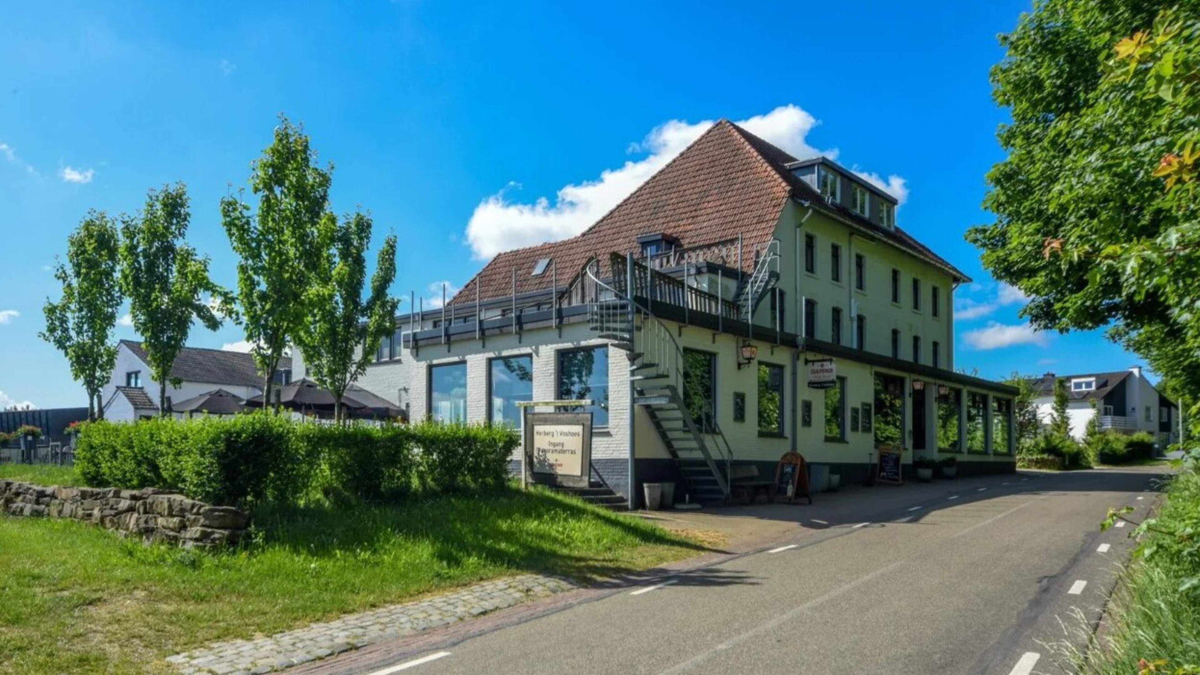 Twee faillissementen in één dag: horecazaak in Mechelen en balsemingspecialist in Leunen geraakt