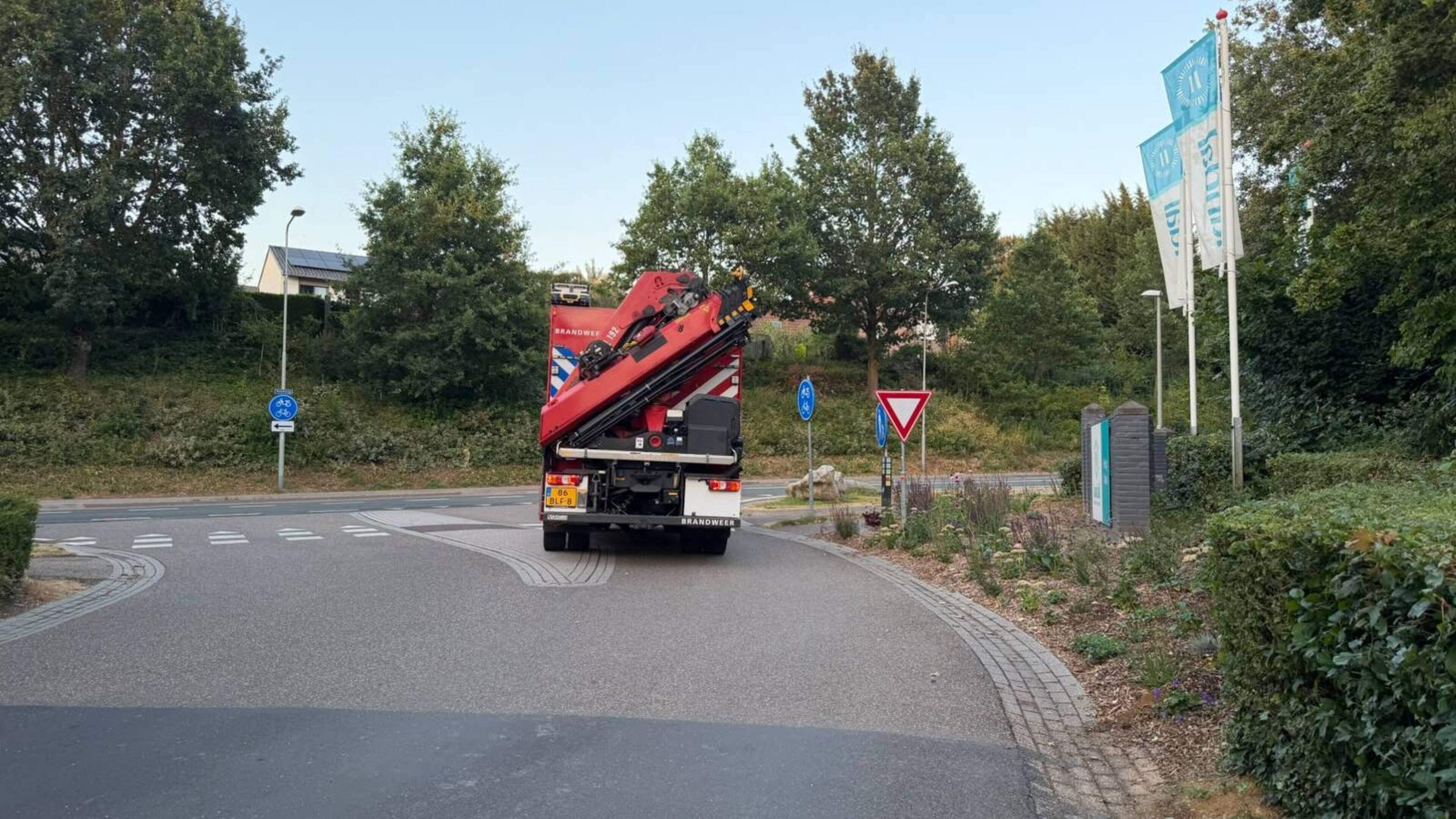 Jongen komt vast te zitten in modderpoel op Landal Hoog Vaals en moet worden bevrijd door brandweer