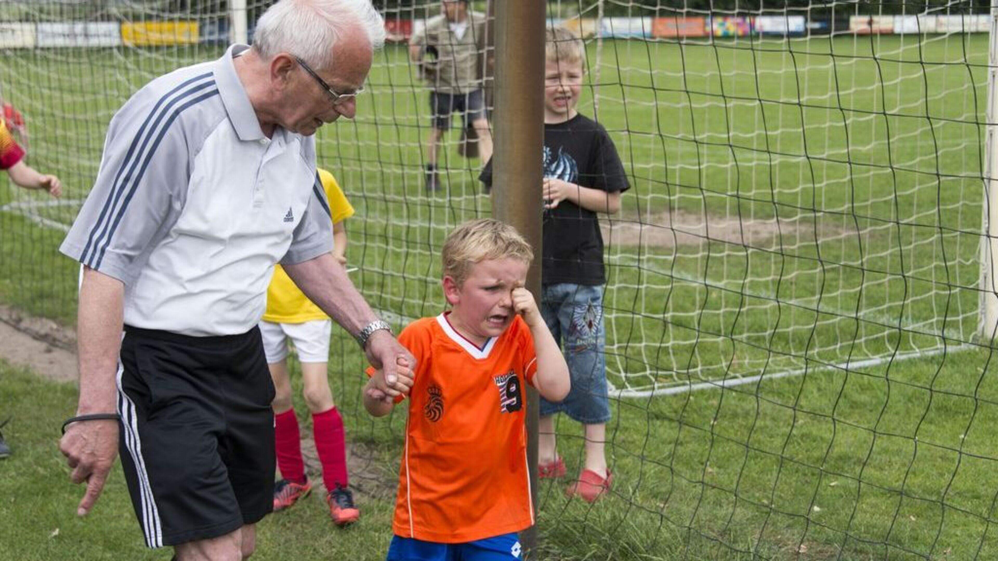 Bewierookte Van de Rijdt door VV Hegelsom in de watten gelegd: ‘In discussies is hij soms wat eigeng