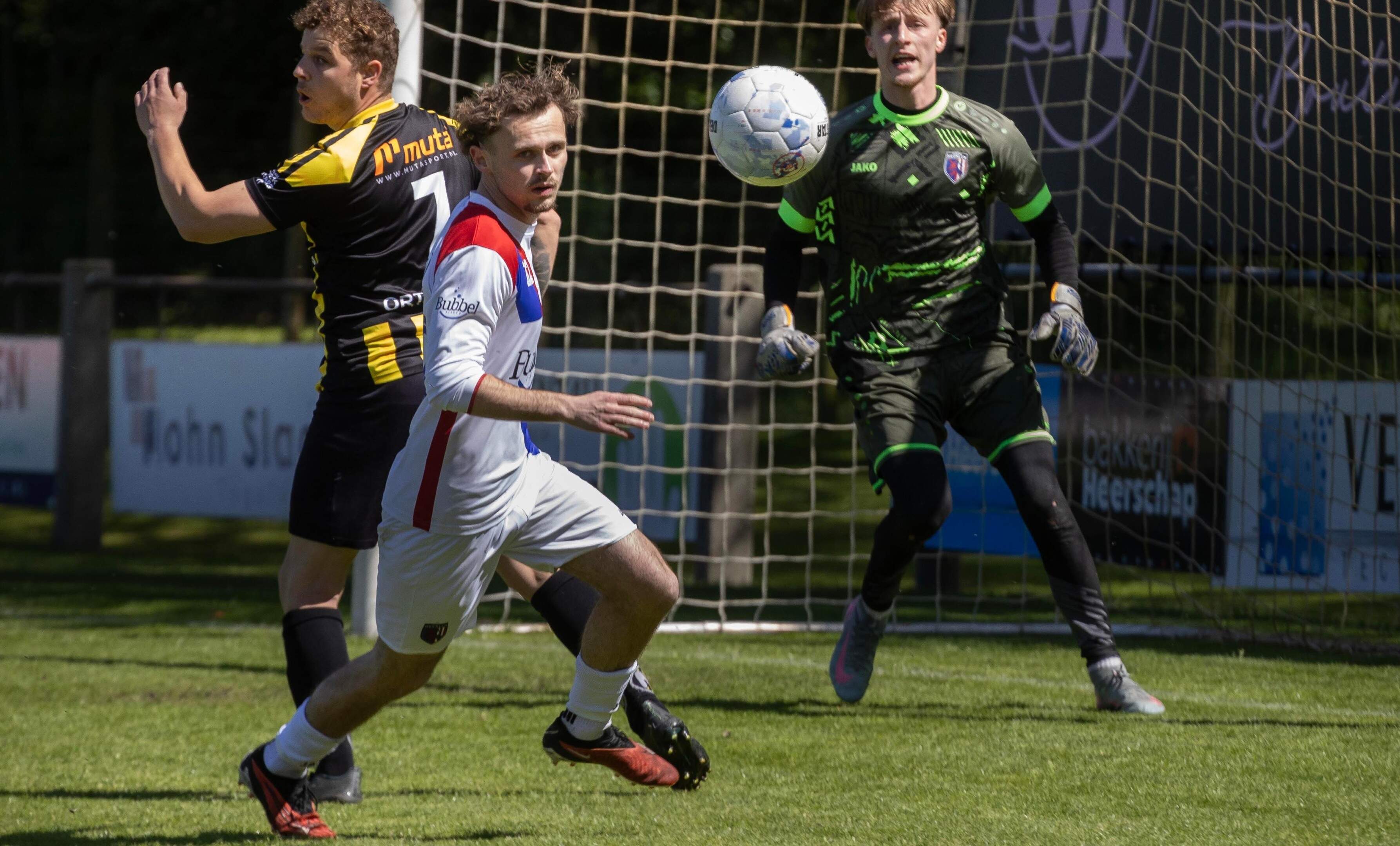 Weerzien in Heerlen: Remo Gielkens treft zijn oud-trainer Silvio Diliberto bij Sportclub’25 in duel 