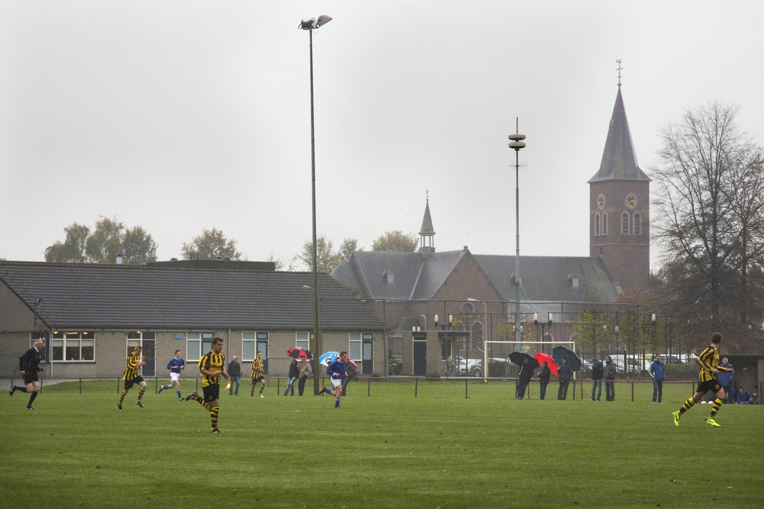 Tungelder houdt voetbalclub Crescentia levend: ‘Iedereen helpt elkaar in het dorp’