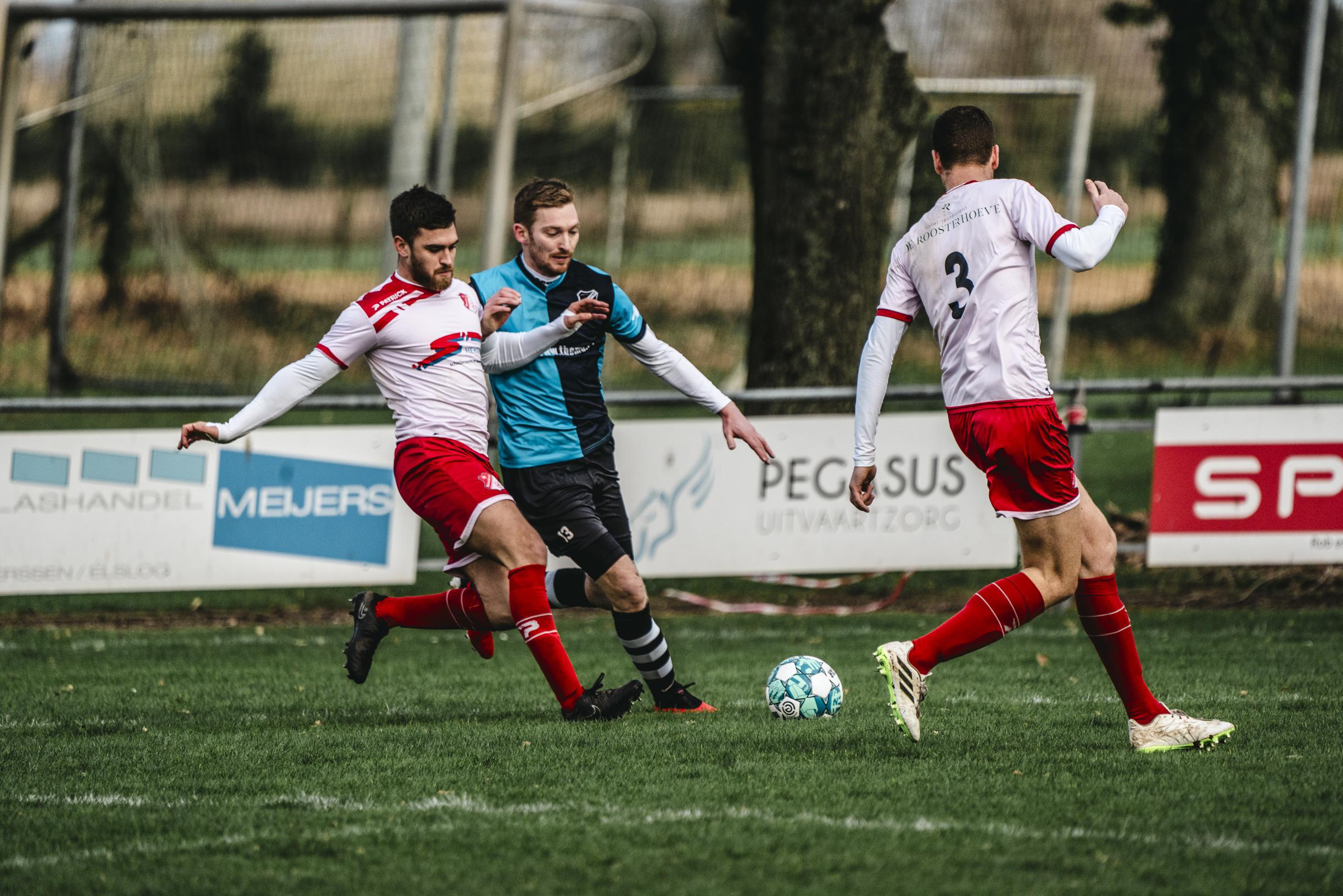 Collectief sterk RKUVC ontdoet zich van concurrent Roosteren