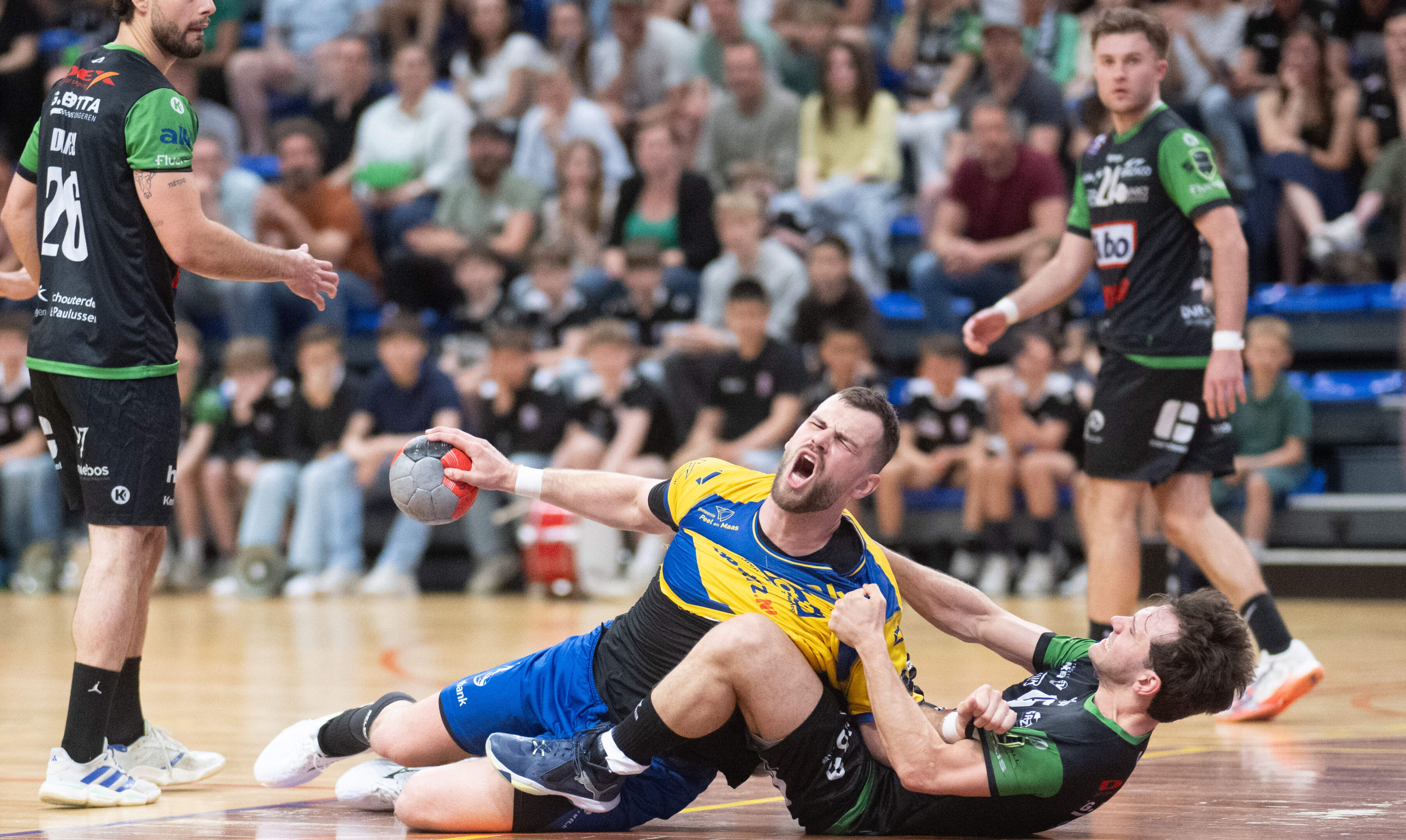 Bevo bedankt supporters met thuiszege in tweede halve finale landskampioenschap: ‘Ze hebben ons door