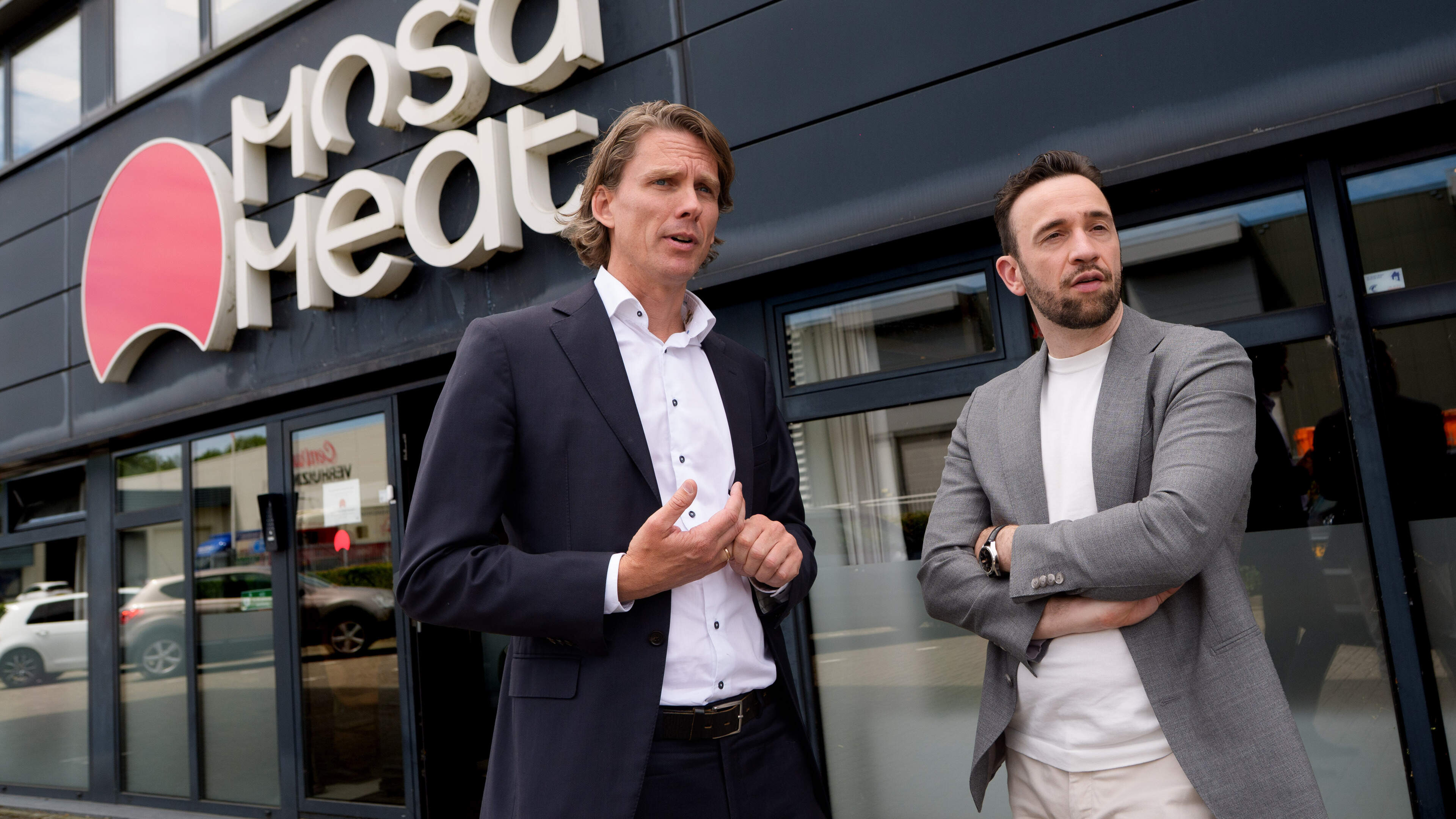 Staatssecretaris wil pensioenfondsen en investeerders interesseren voor kweekvlees uit Maastricht: ‘