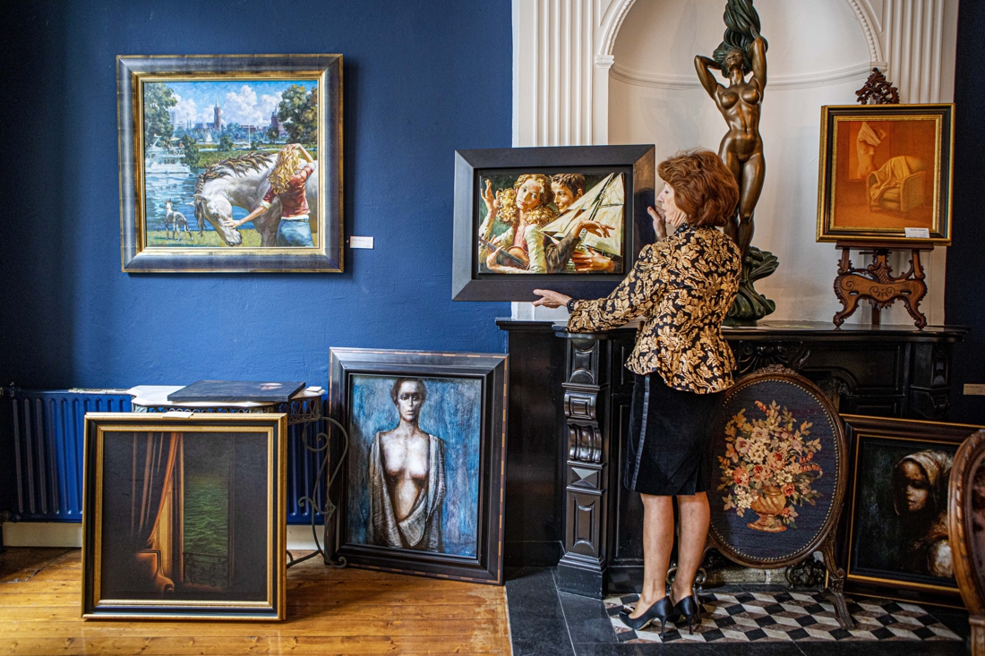Galeriehoudster stopt met levenswerk na brute woningoverval: ‘De drive om ermee door te gaan is verd