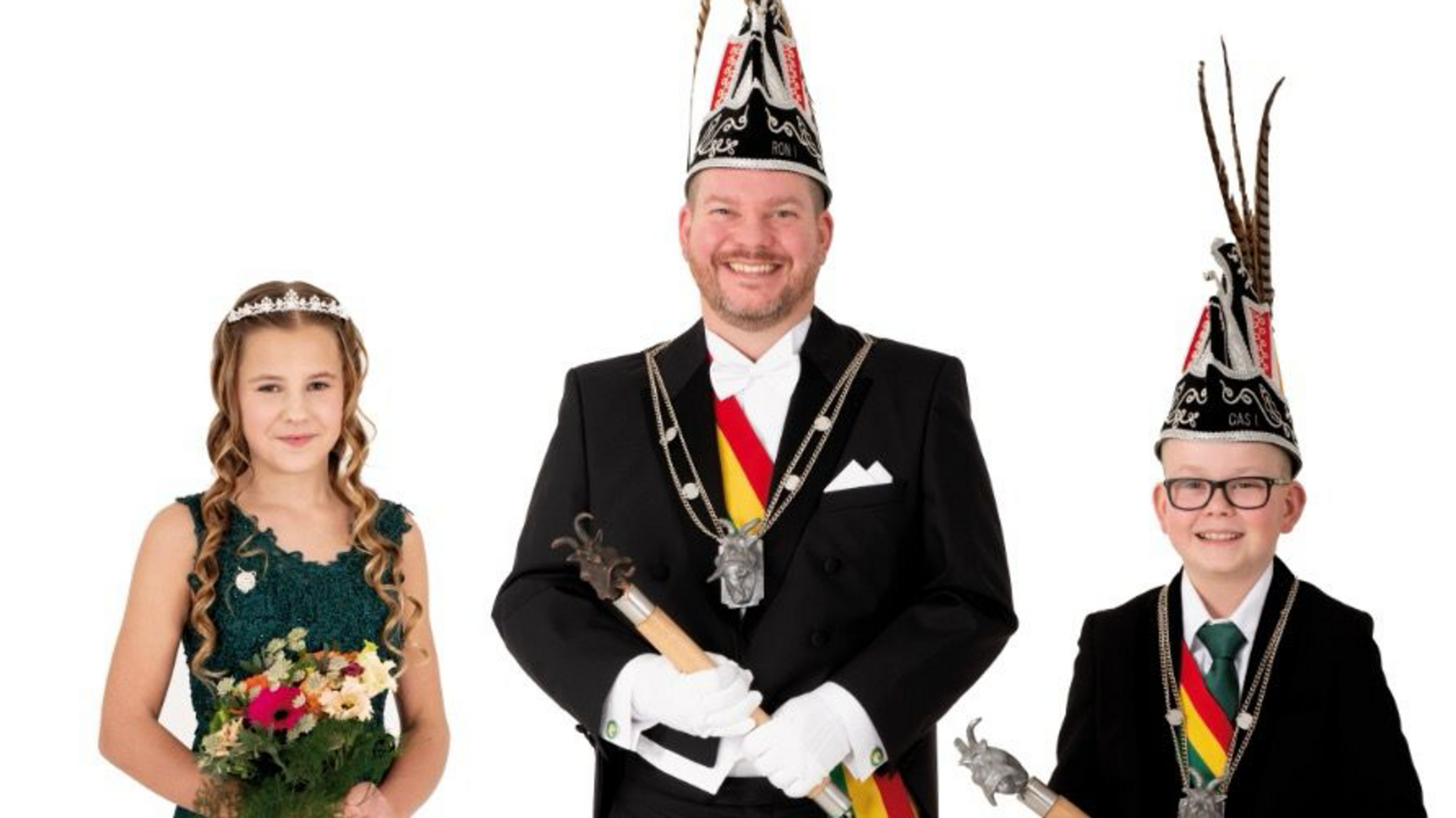 Vader en zoon, prins Ron I en jeugdprins Cas I, regeren met jeugdprinses Britt I over de Sjepene uit