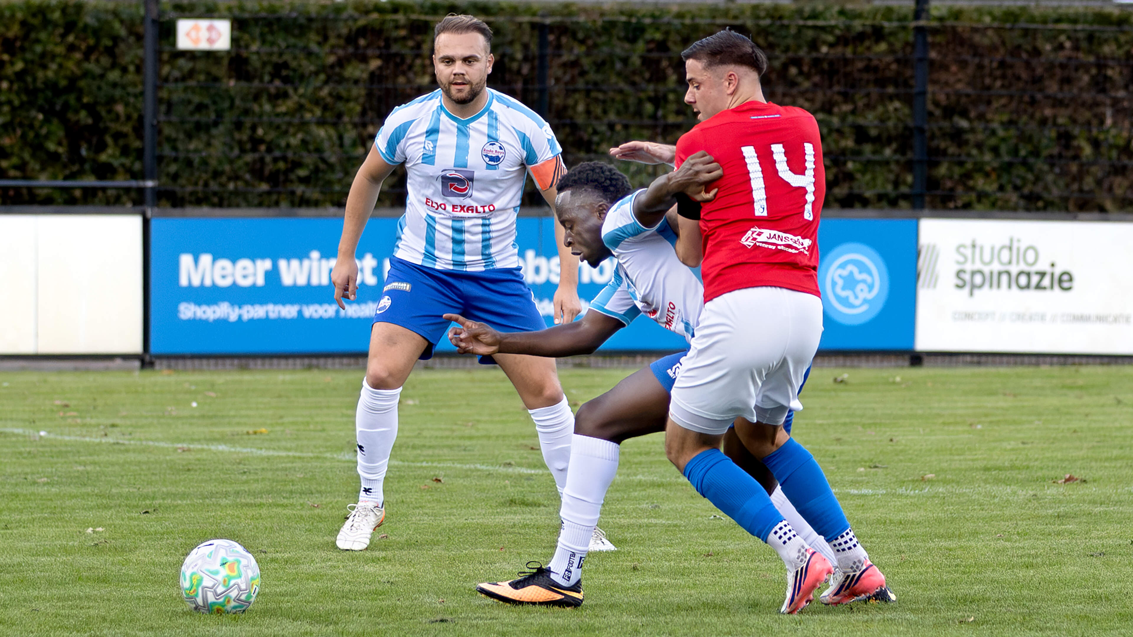 Na twee nederlagen haalt SV Venray keihard uit in Nijmegen: 'Een zwaluw maakt nog geen zomer'